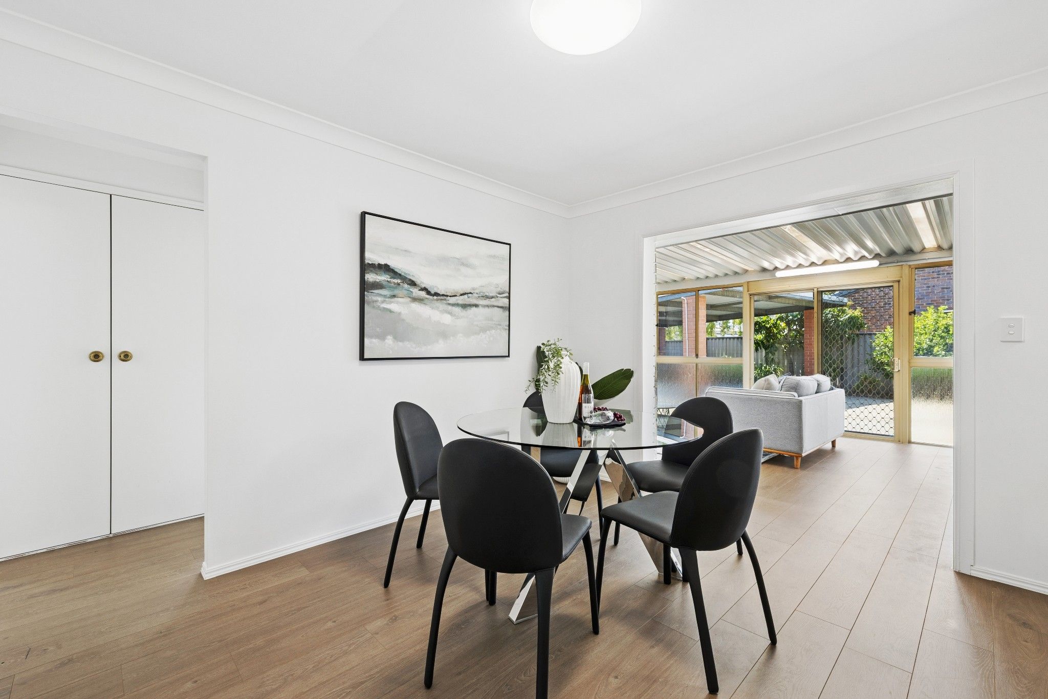 32 Tanglewood Street — photo 6 of 19