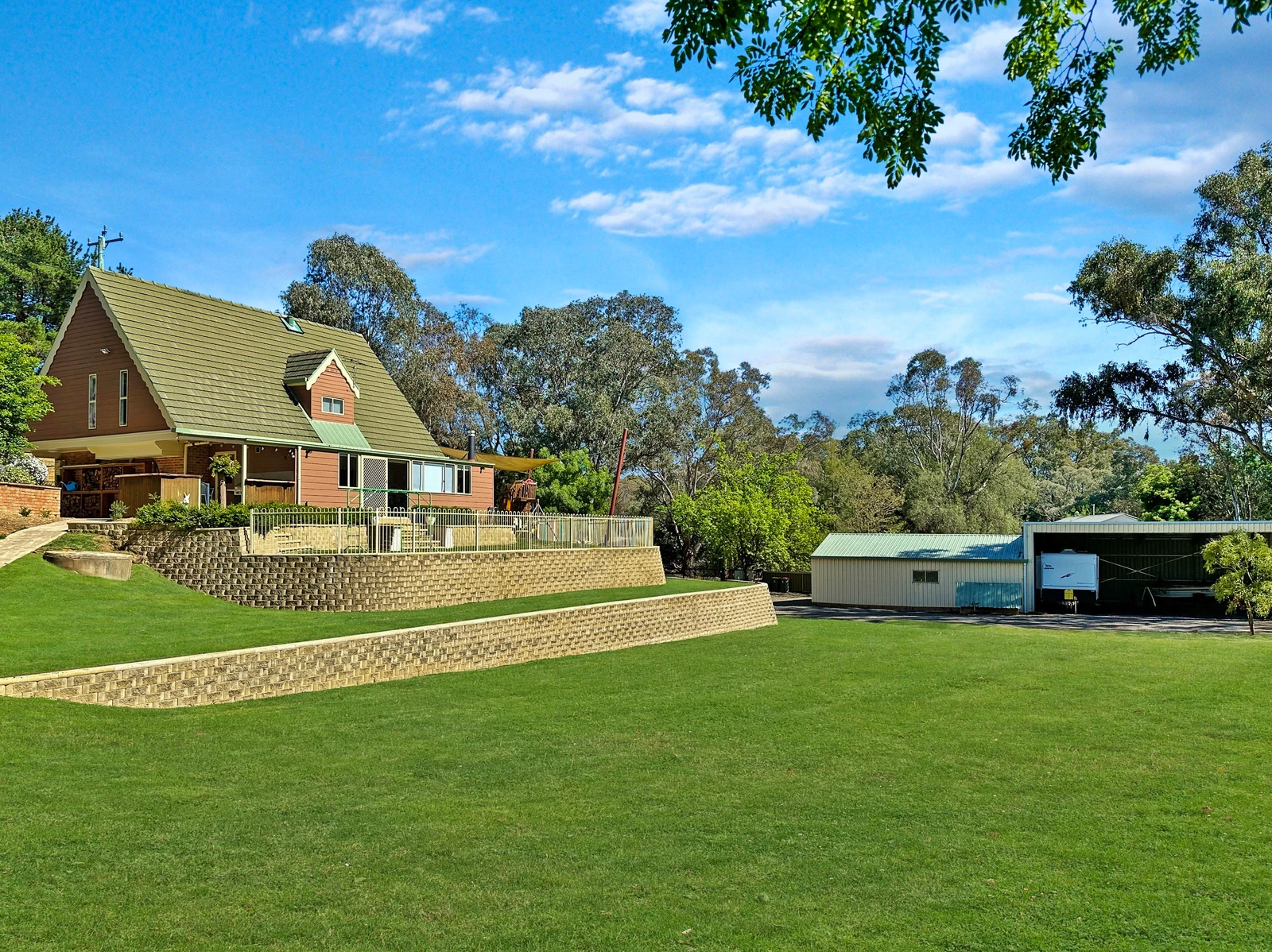 63 Victoria Gully Road, Young, NSW 2594