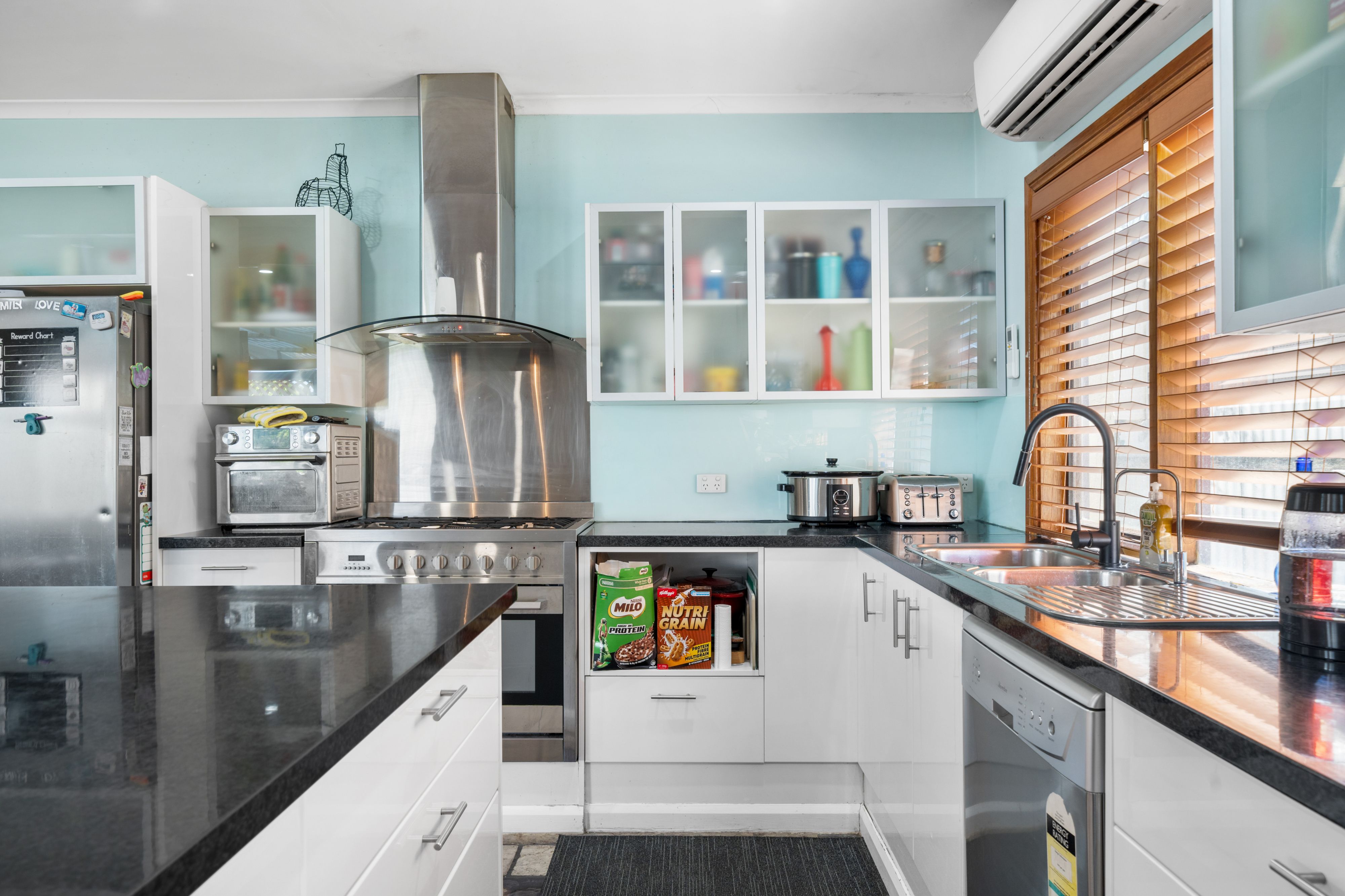 100 Strathfield Terrace, Largs North, SA 5016