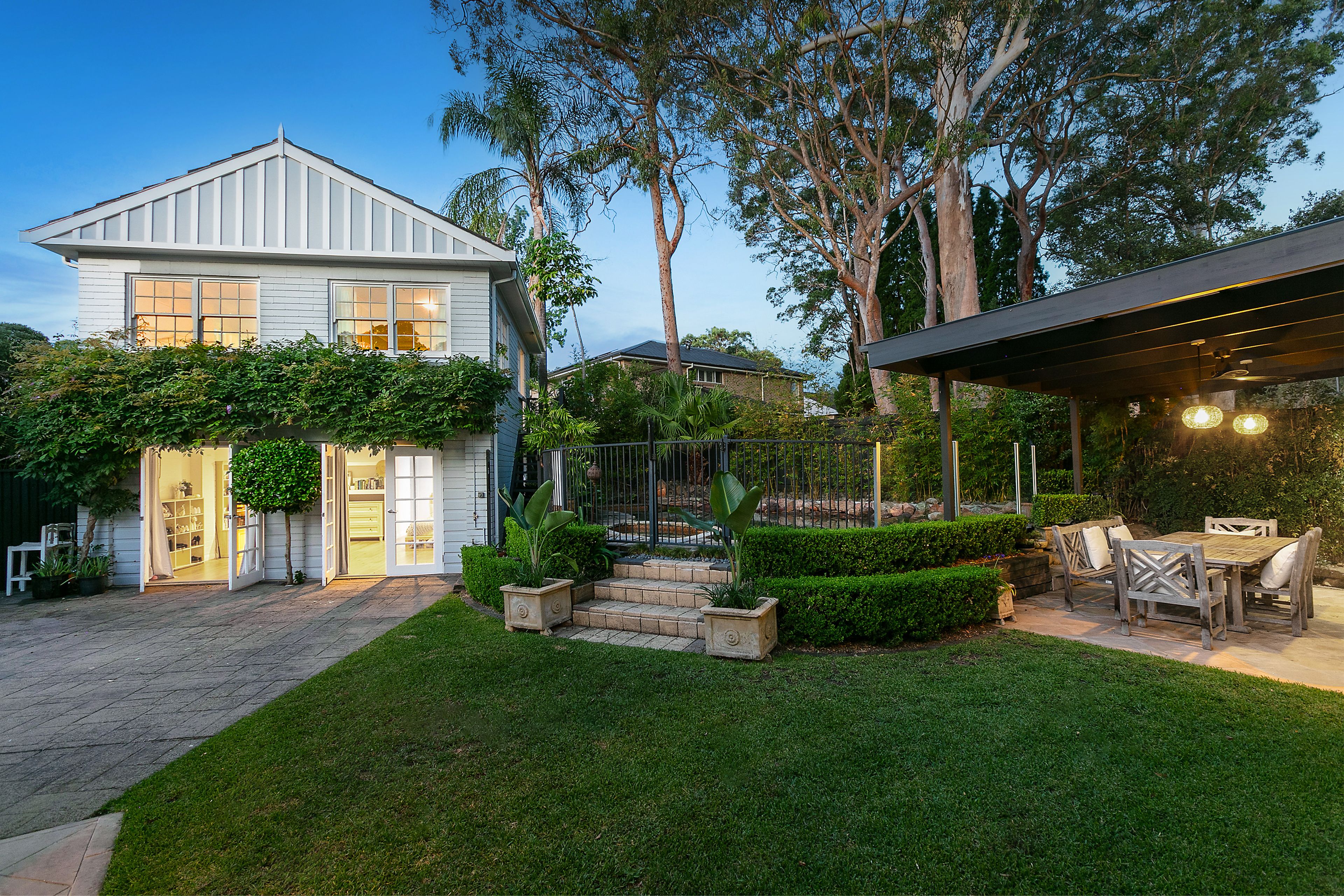 33 Eucalyptus Street, St Ives, NSW 2075