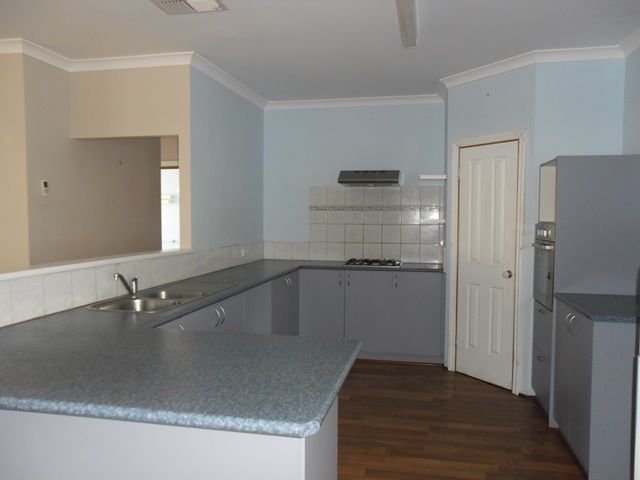 3 White Avenue, Morawa, WA 6623