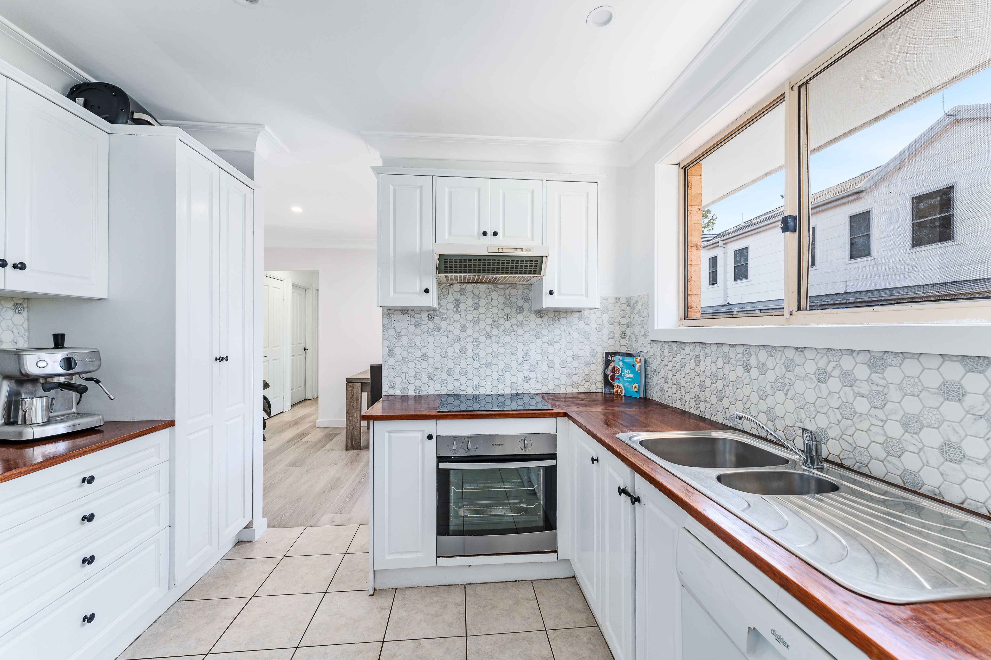 5/1923 Park Avenue, Helensburgh, NSW 2508 Sold Villa Ray White