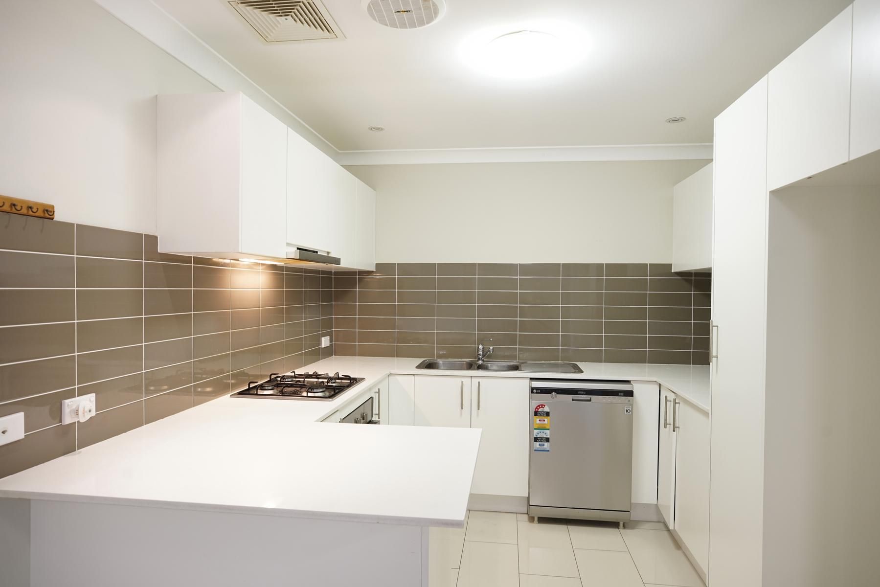 6/6 Canberra Street, Oxley Park, NSW 2760