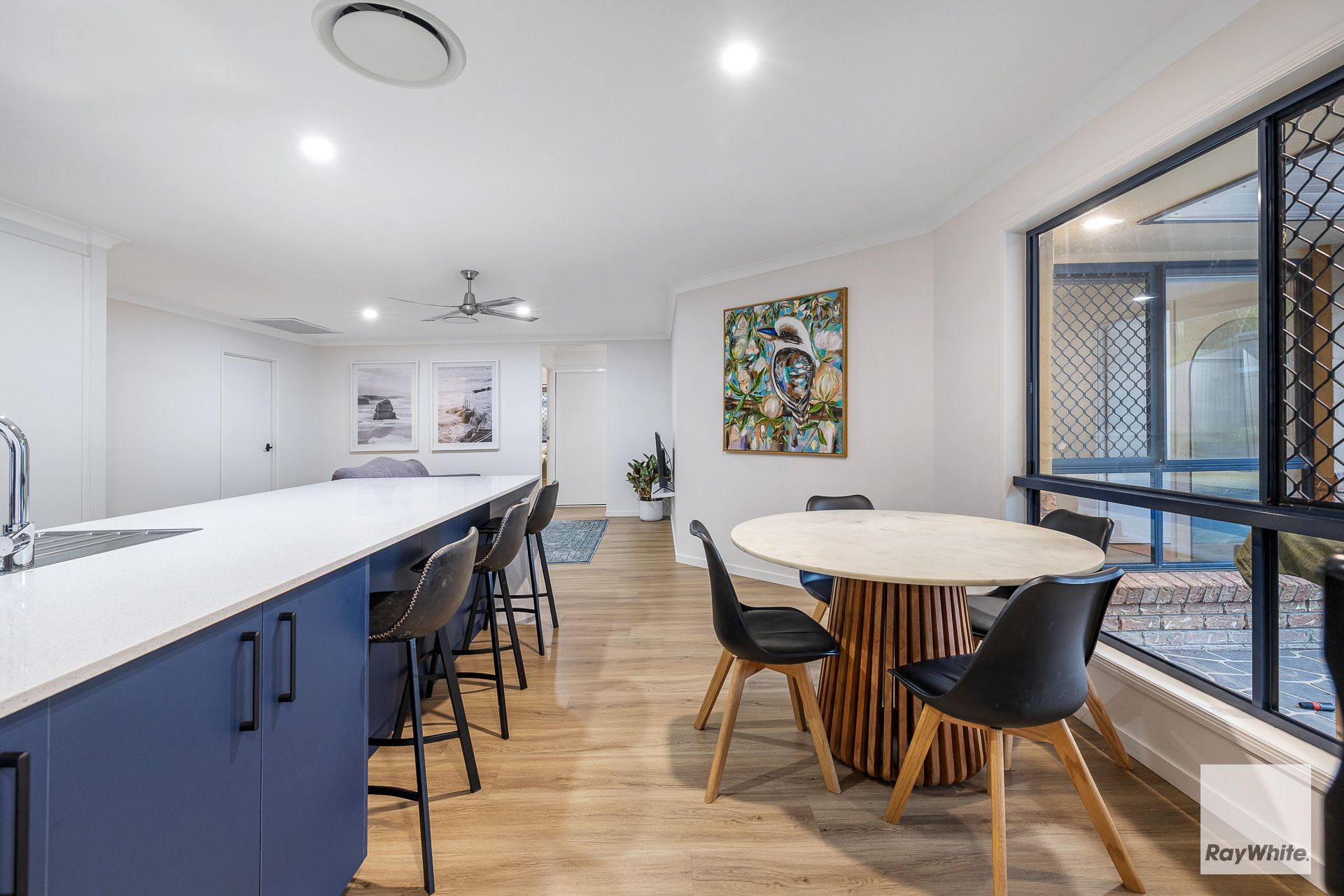 6 Coolum Court, Redland Bay, photo 3
