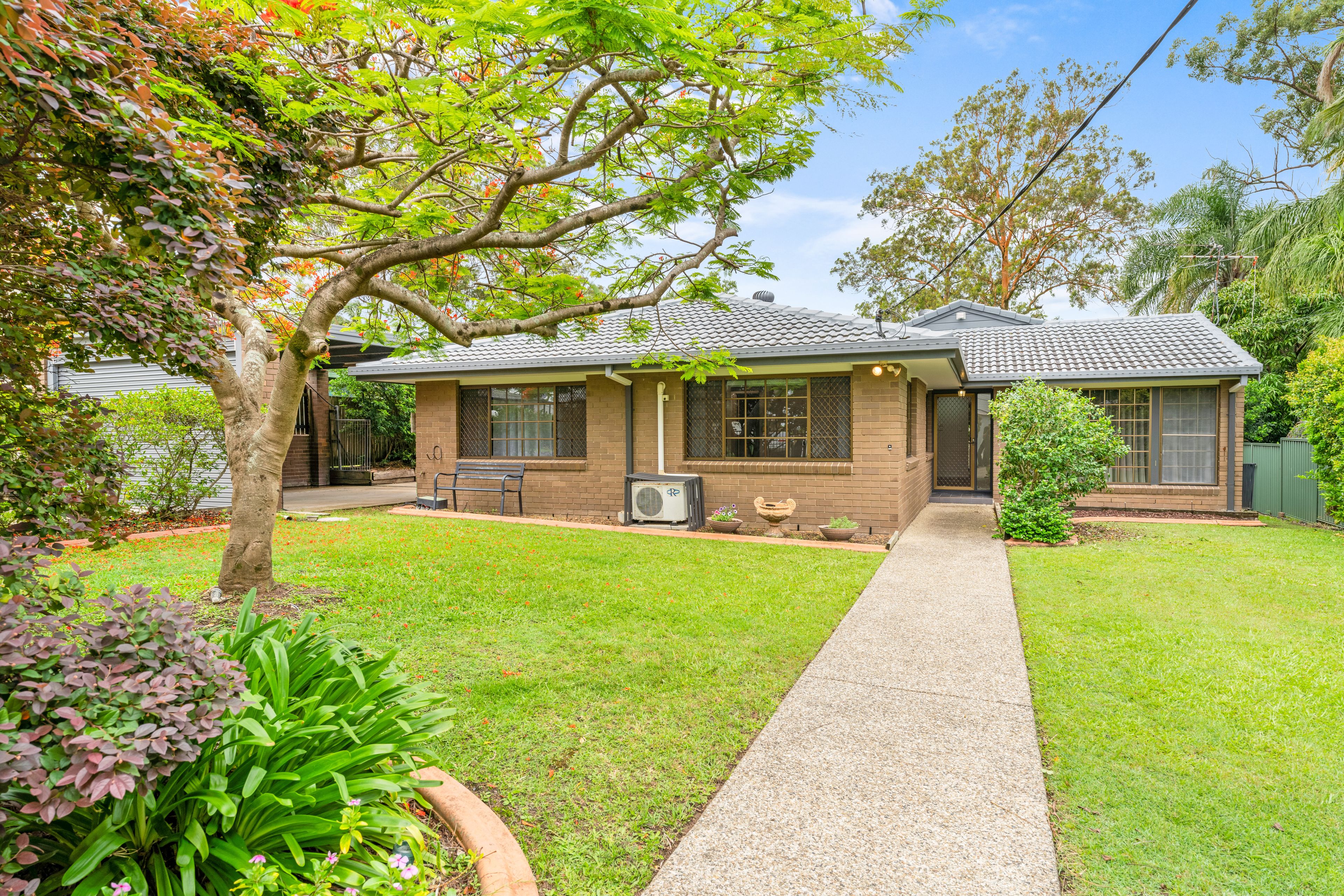 14 Woodview Street, Browns Plains, QLD 4118