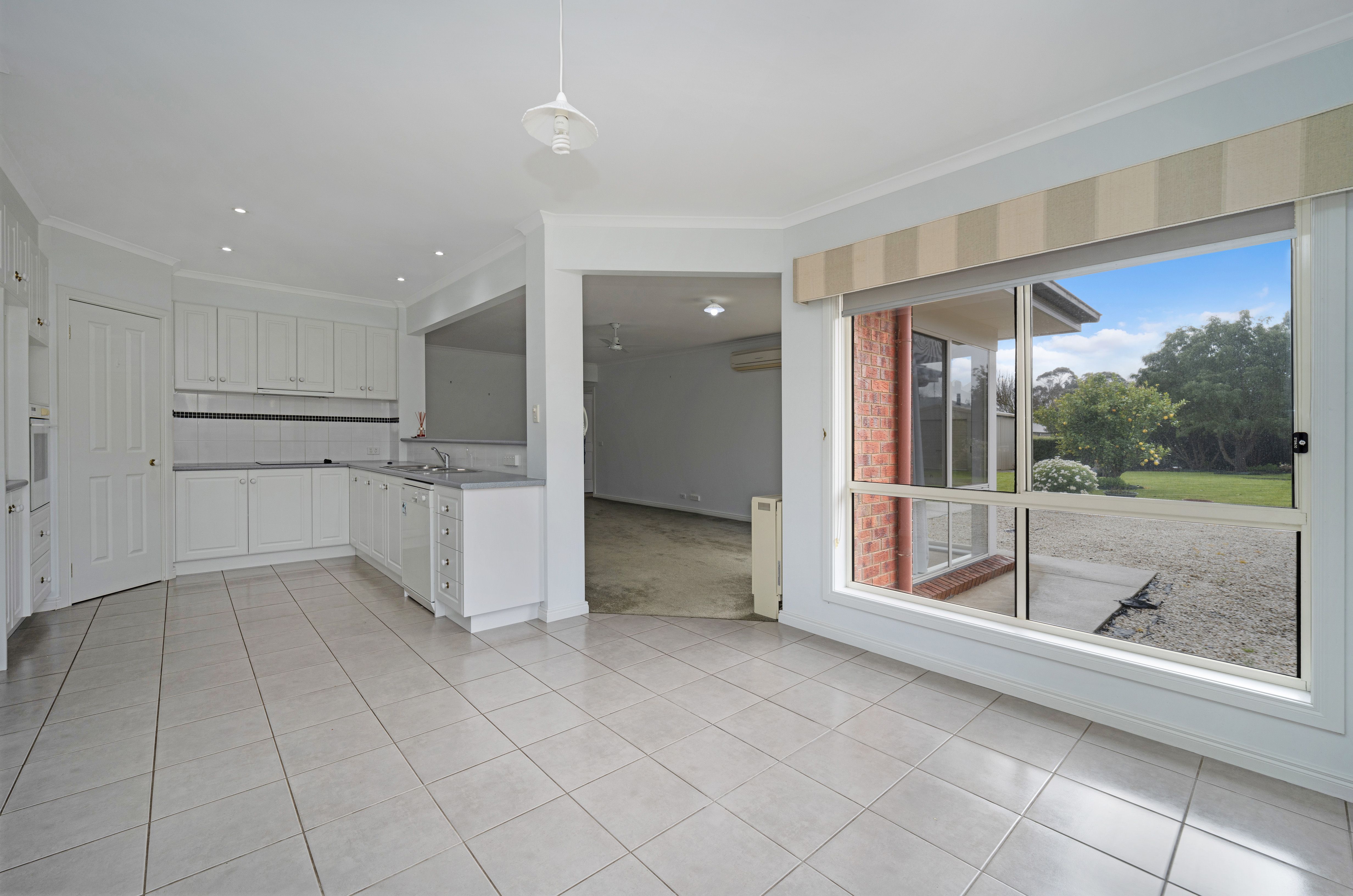 32 Jamieson Avenue — photo 5 of 14