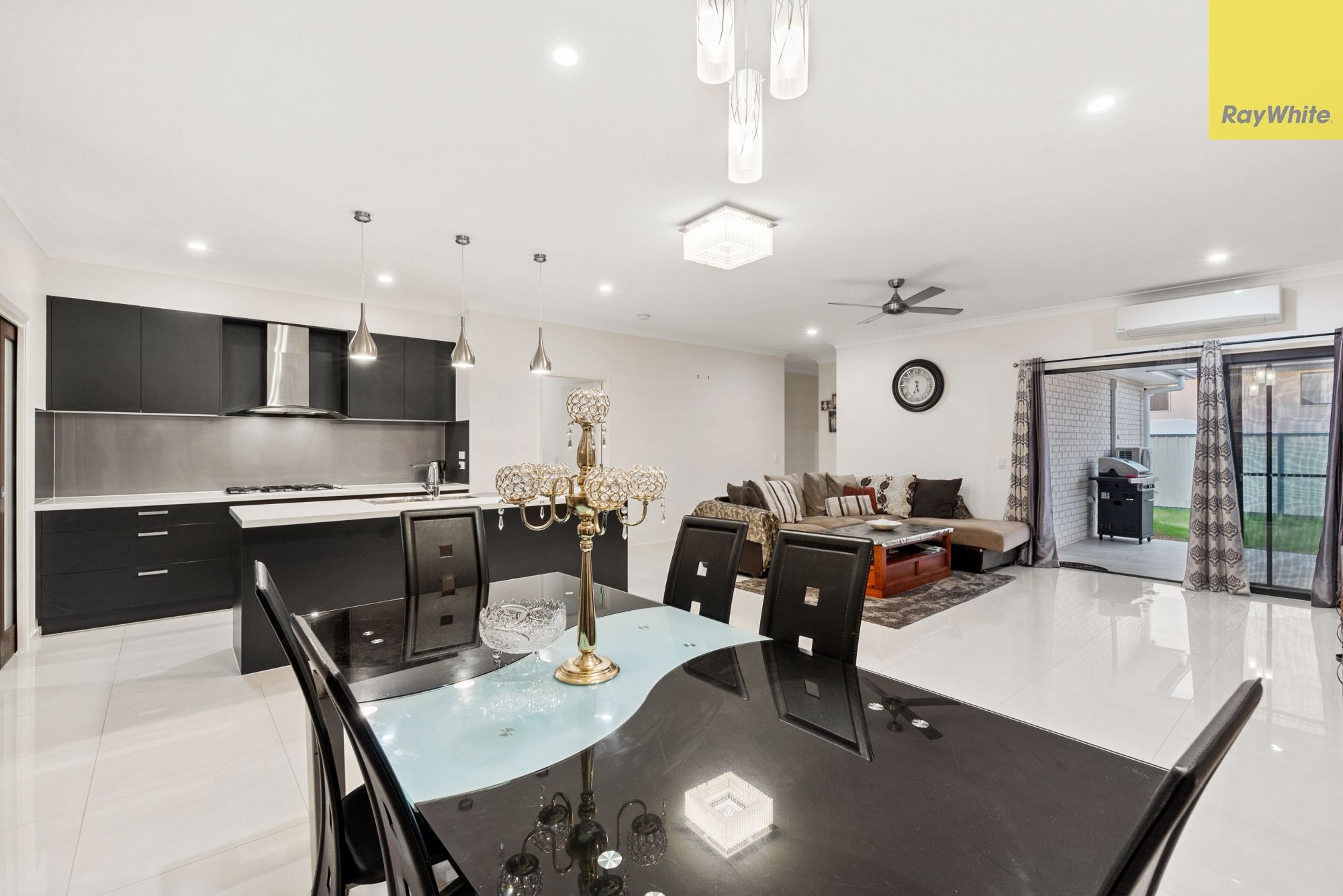 15 Beesand Street, Mango Hill, QLD 4509