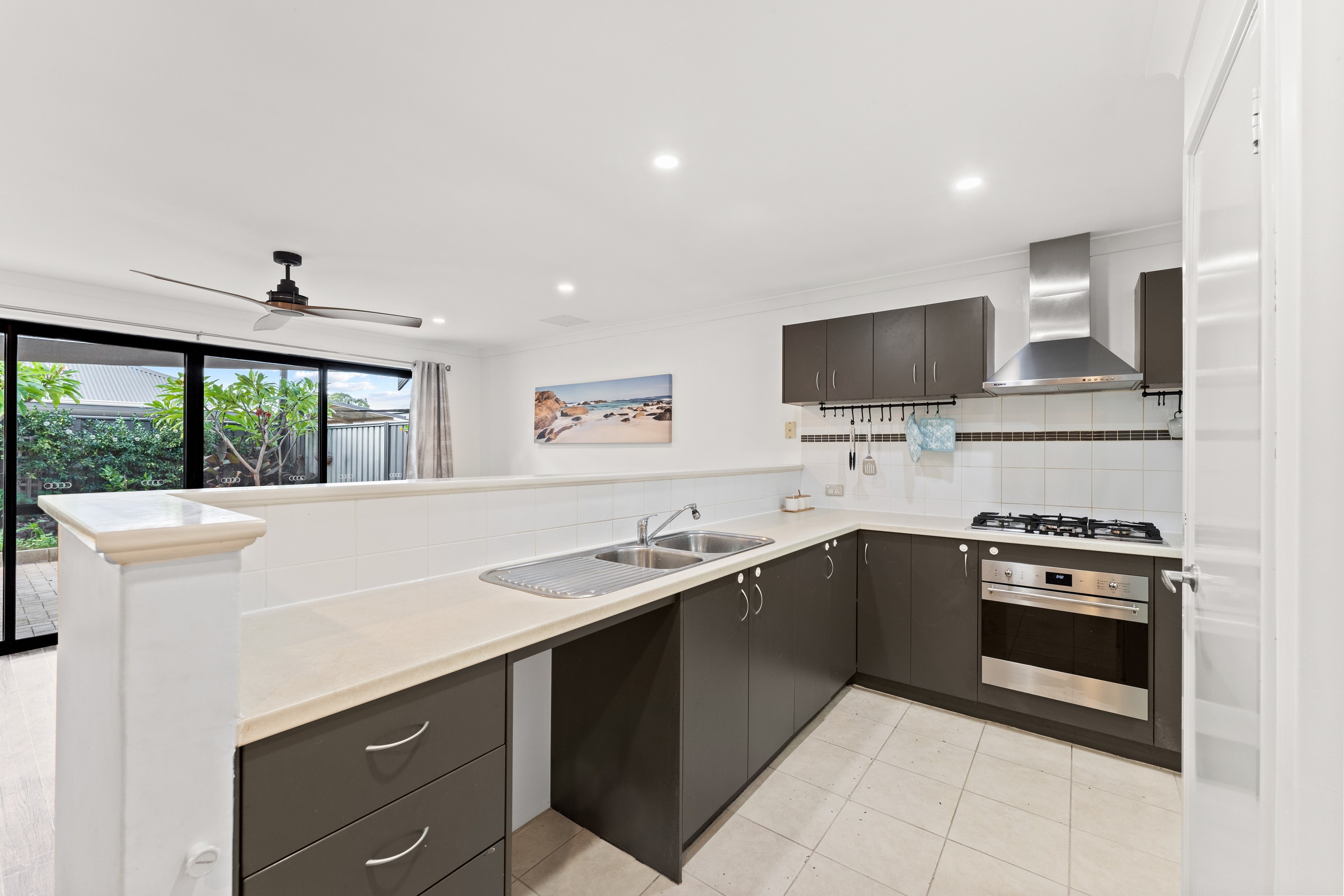8/1 Cottonwood Drive, Baldivis, WA 6171