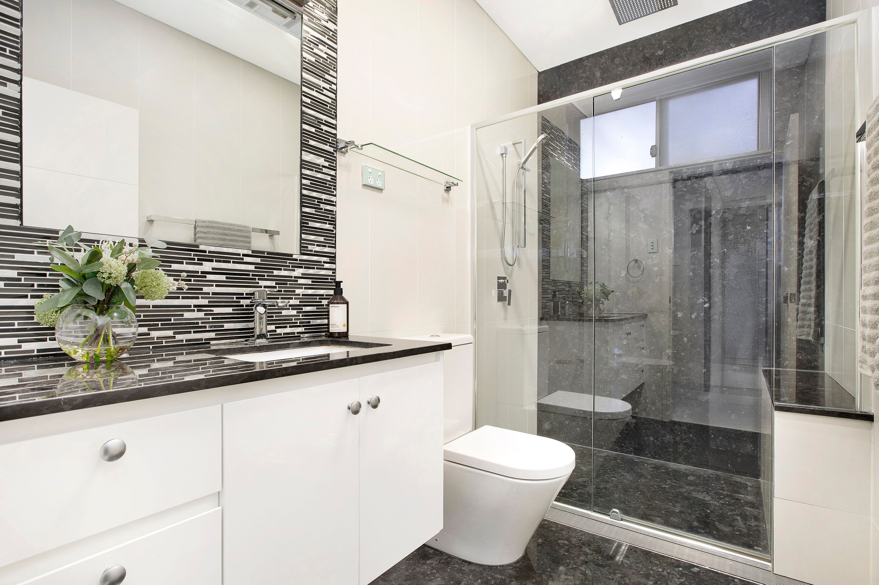 4 Hezlet Street — photo 7 of 22