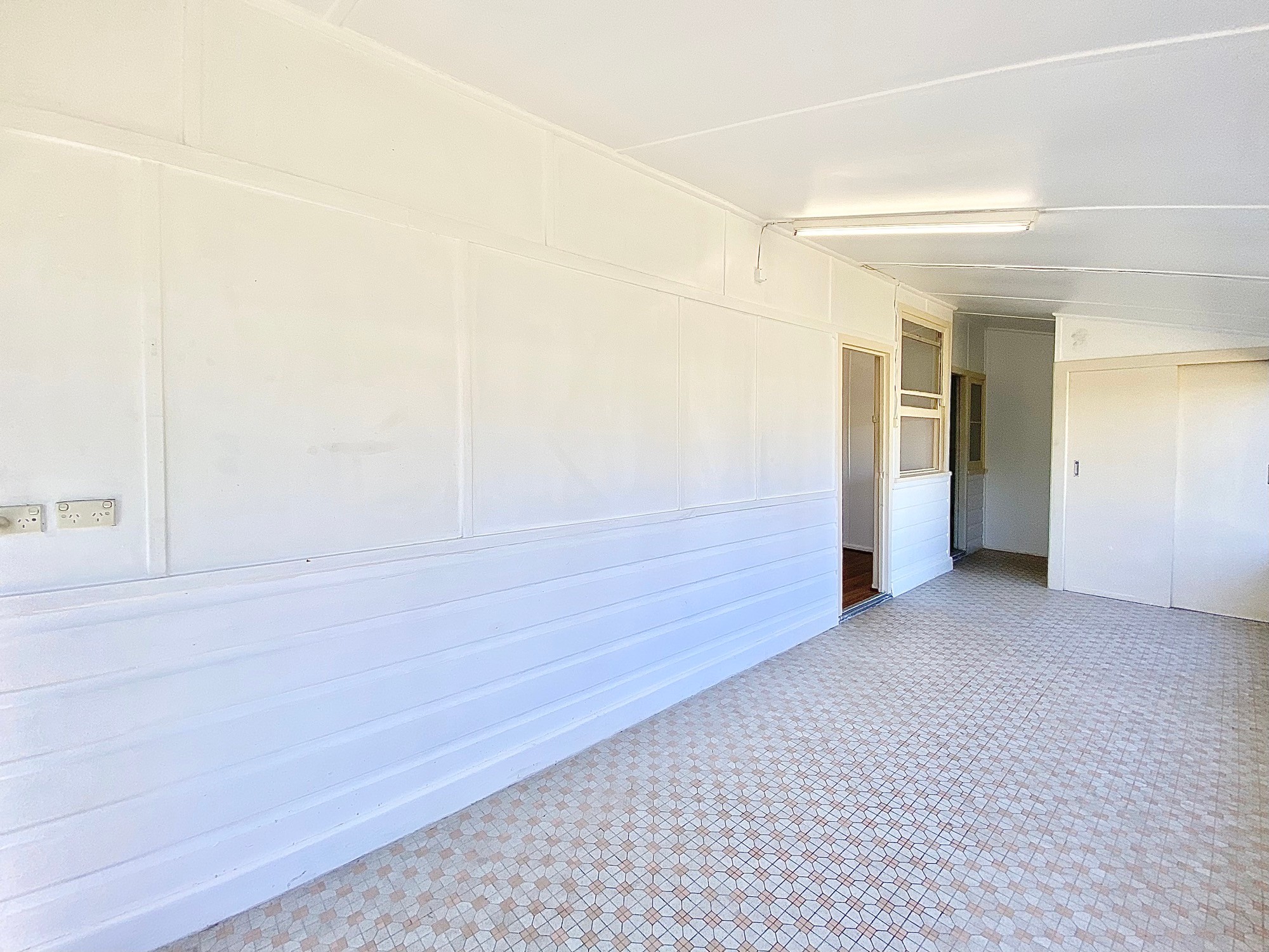18B Fraser Street, Macquarie Fields, NSW 2564