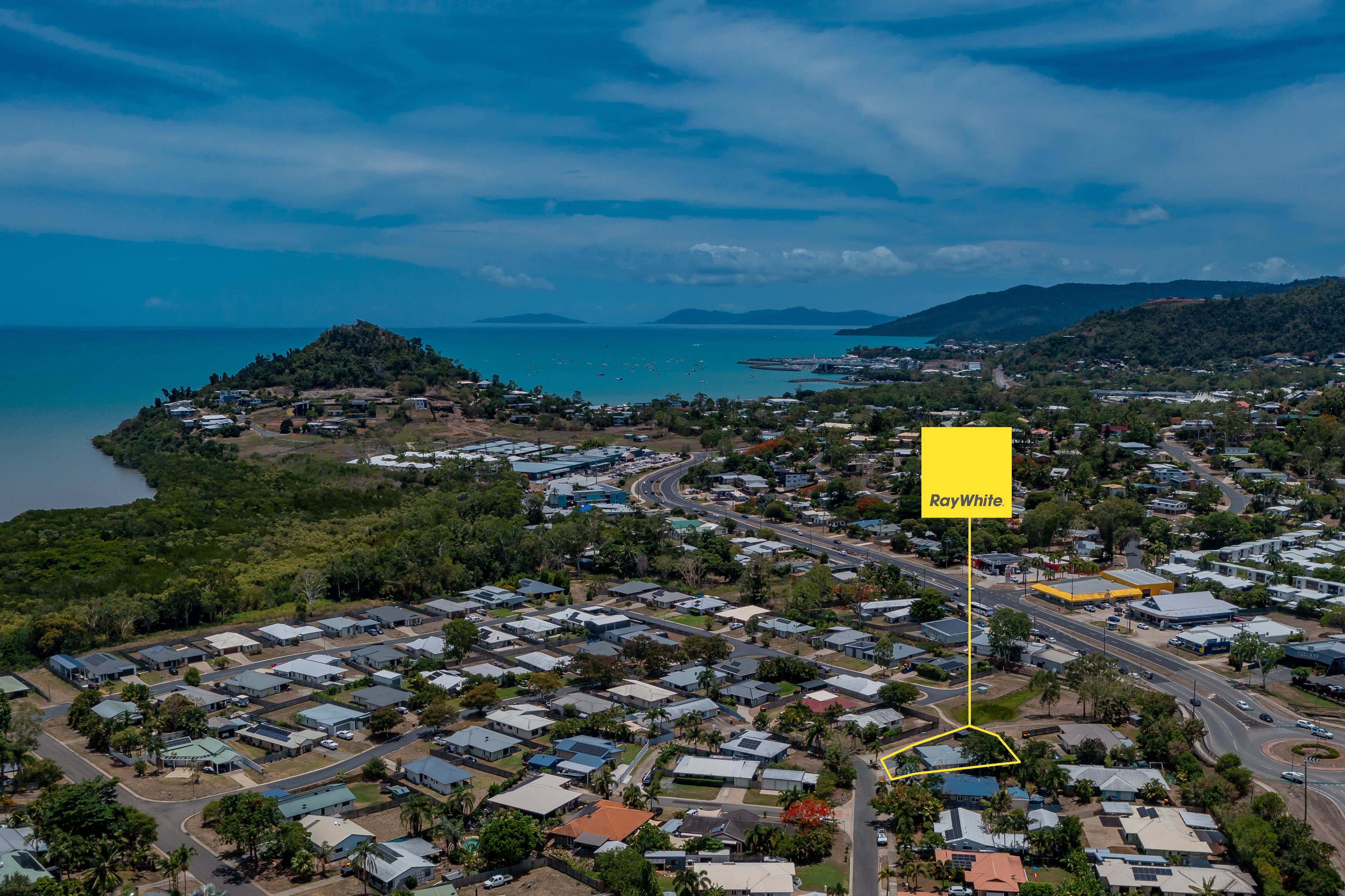 44 Banksia Court, Cannonvale QLD 4802