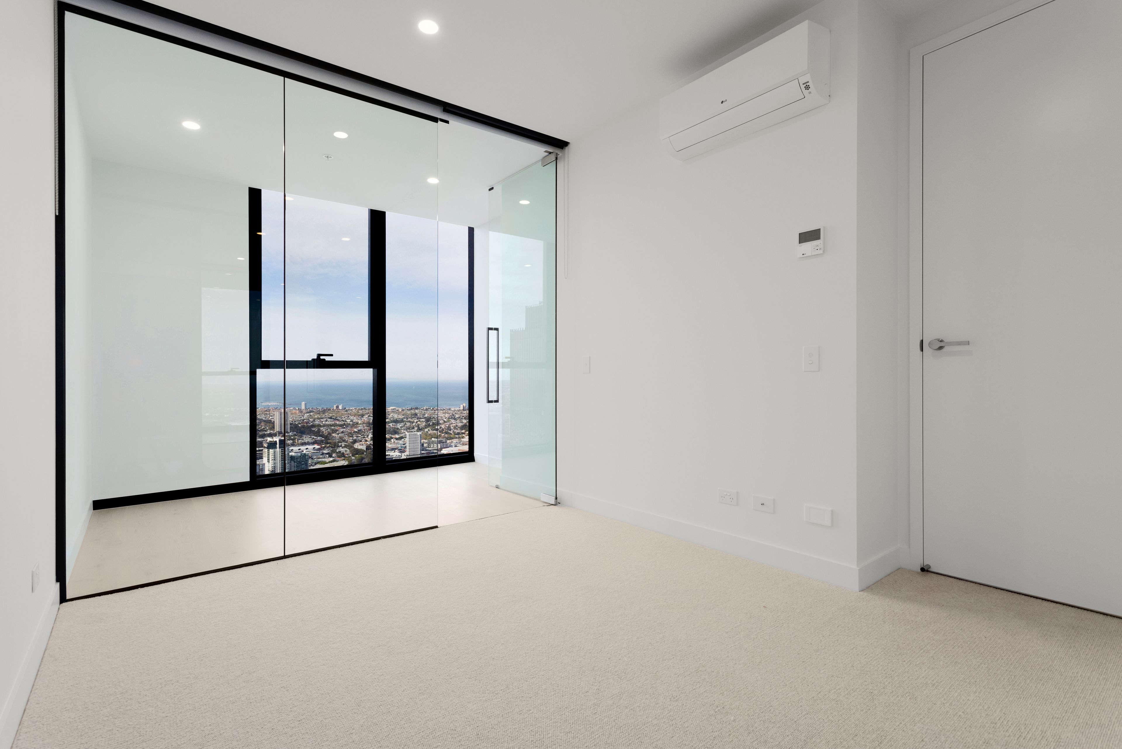 6410/138 Spencer Street — photo 3 of 10