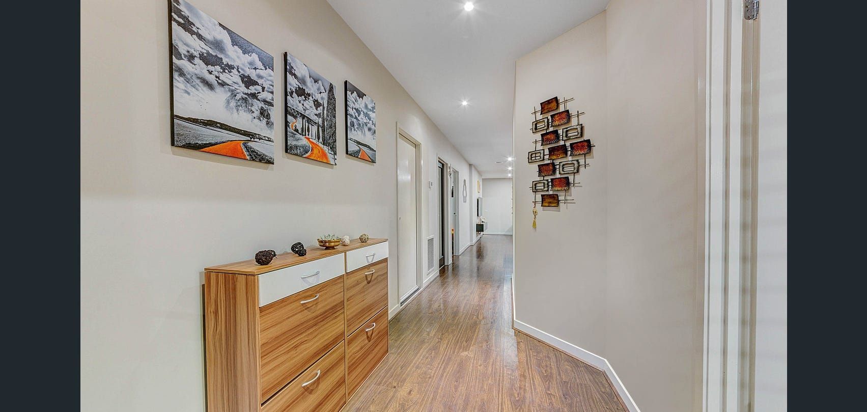 11 Elmhurst Road, Truganina, VIC 3029