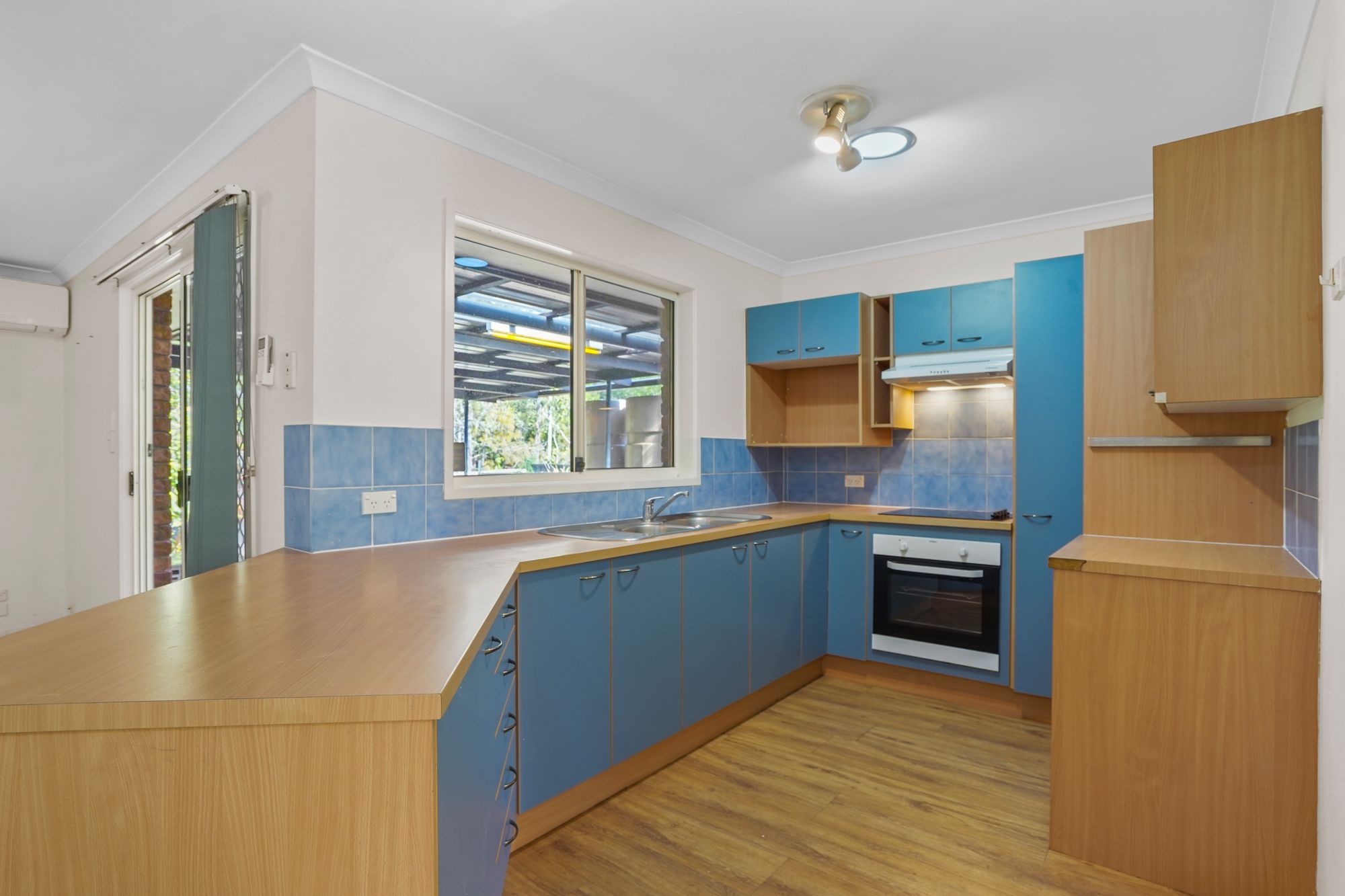 96 Mitchell Street — photo 4 of 18