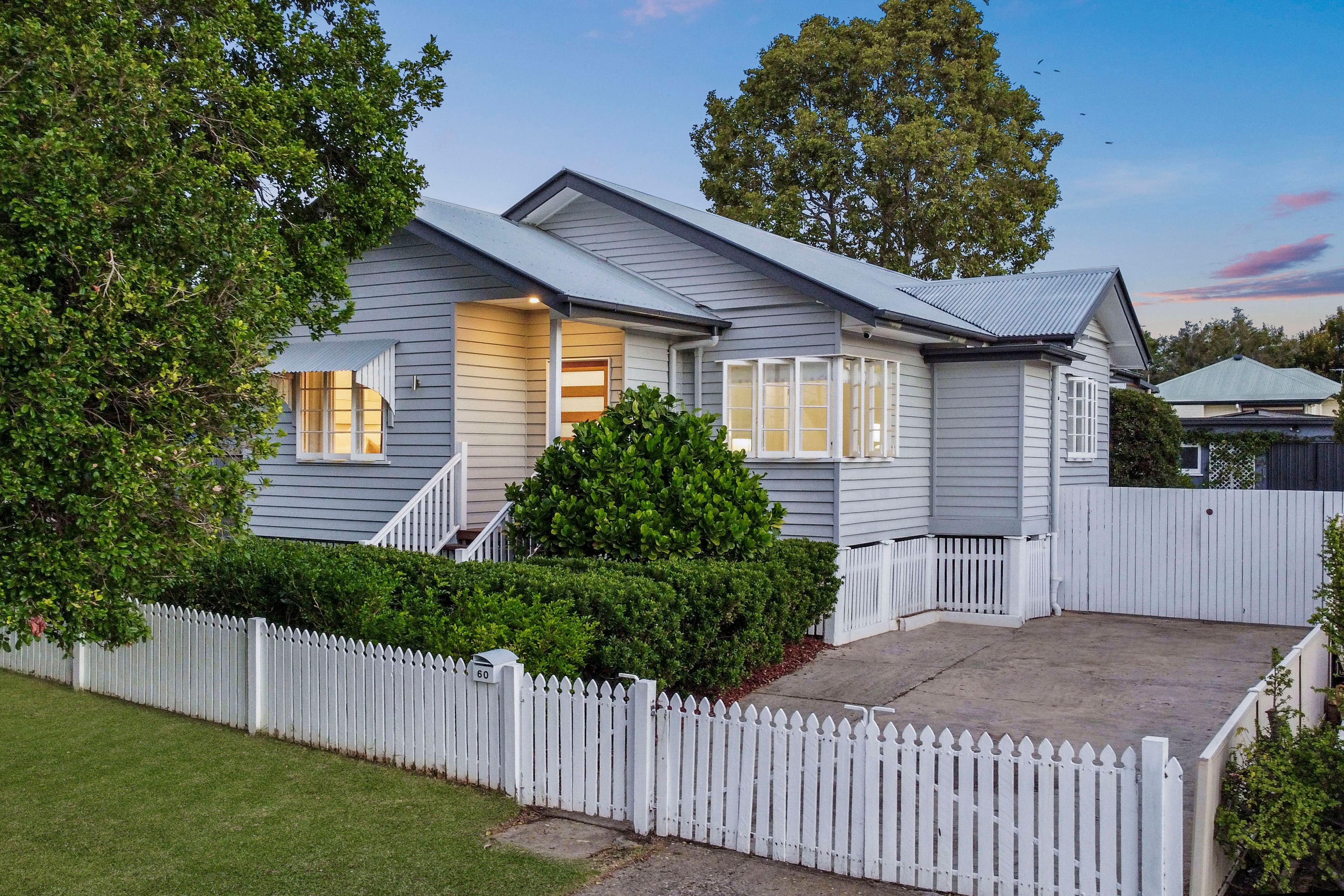 60 Nielson Street, Chermside QLD 4032