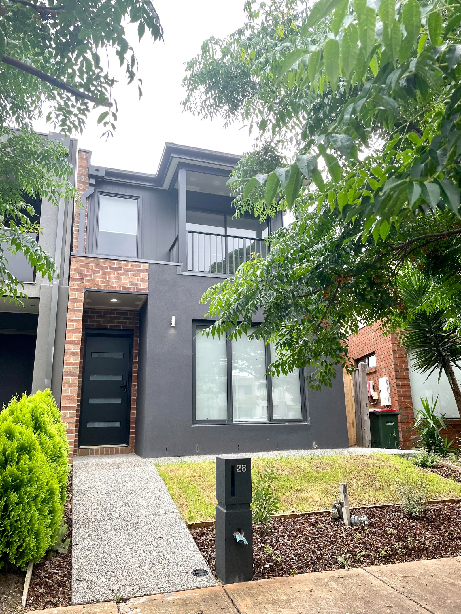 28 BUSHLARK Crescent, Williams Landing, VIC 3027