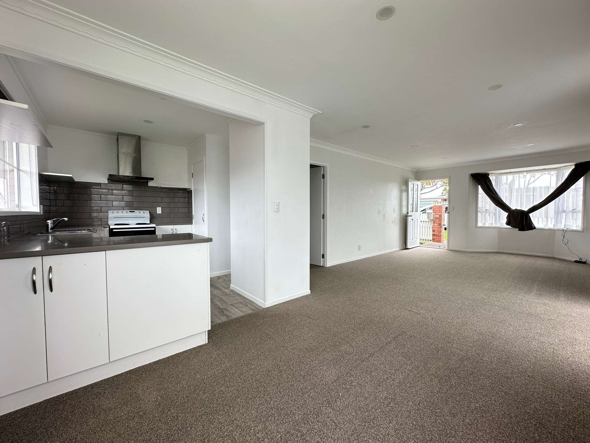 15 Tawhiri Road photo 5