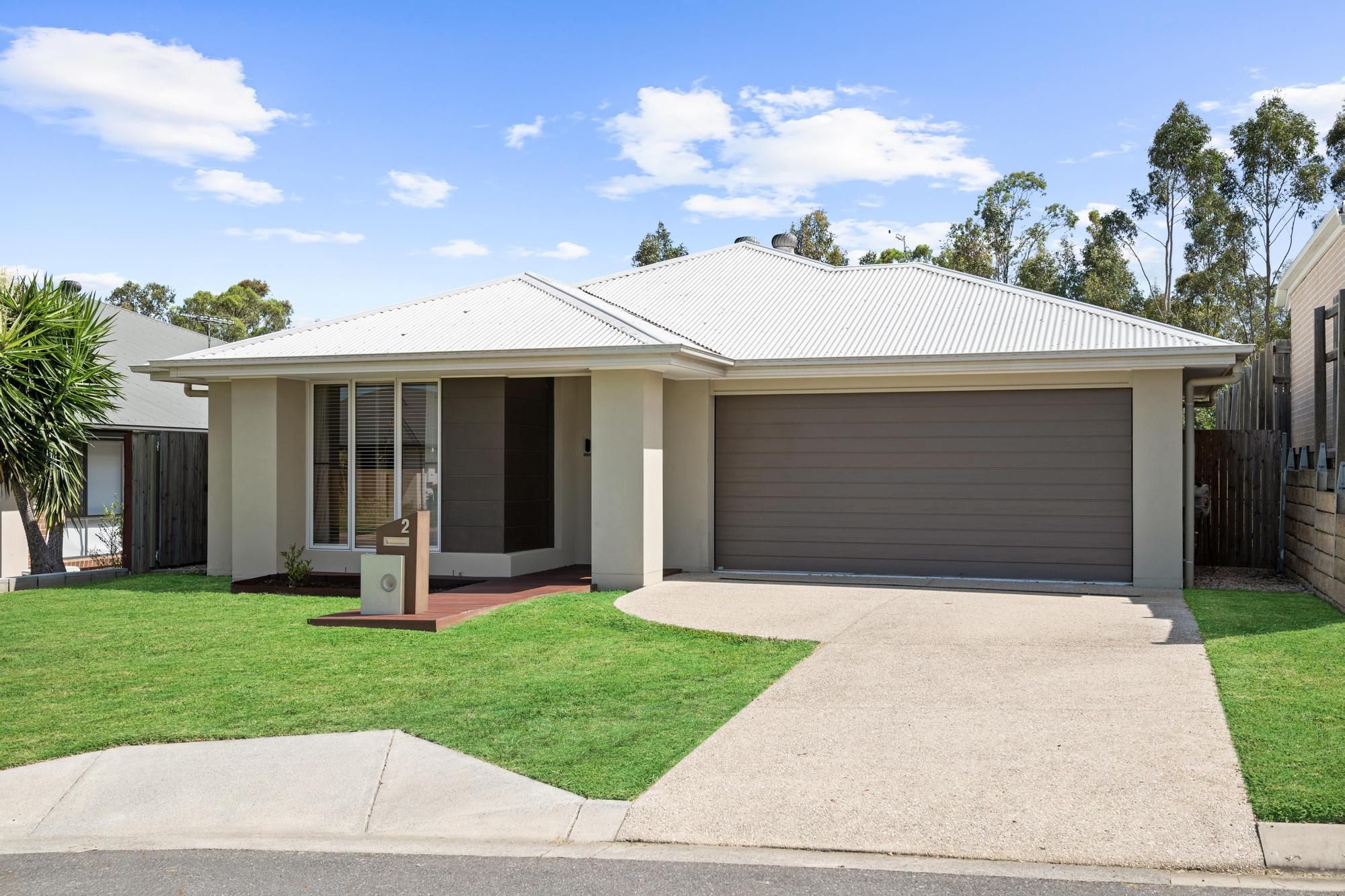 2 Thomas Court, Augustine Heights, QLD 4300