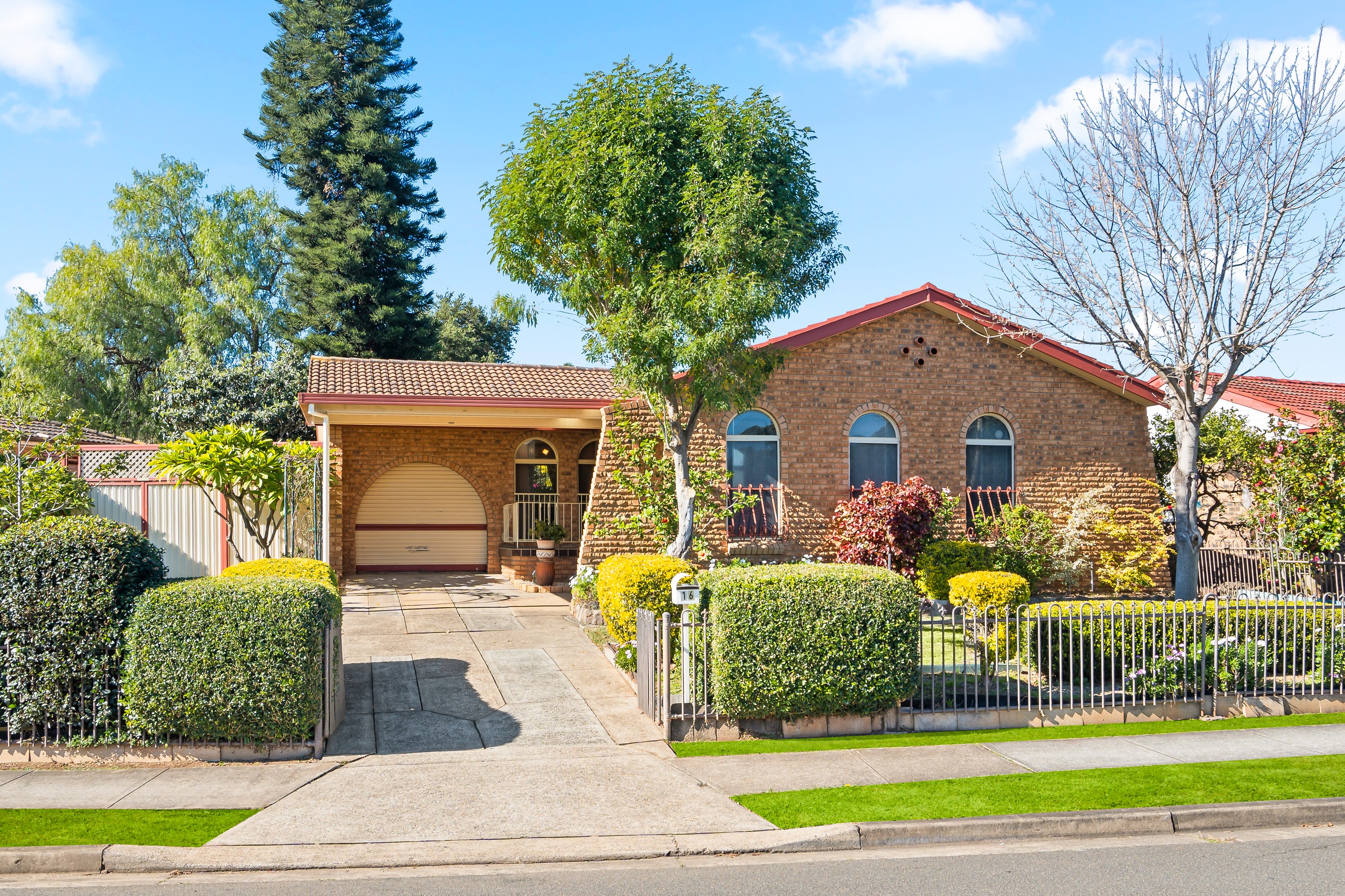 16 McCarthy Street, Fairfield West, NSW 2165