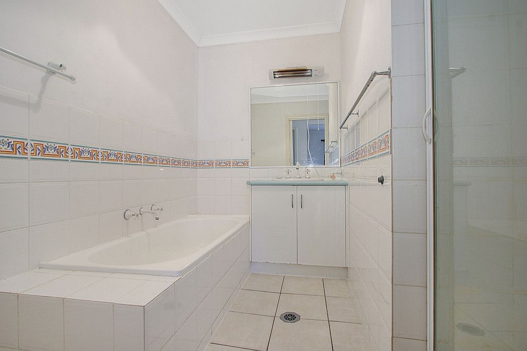 1047 Koonwarra Street — photo 8 of 13