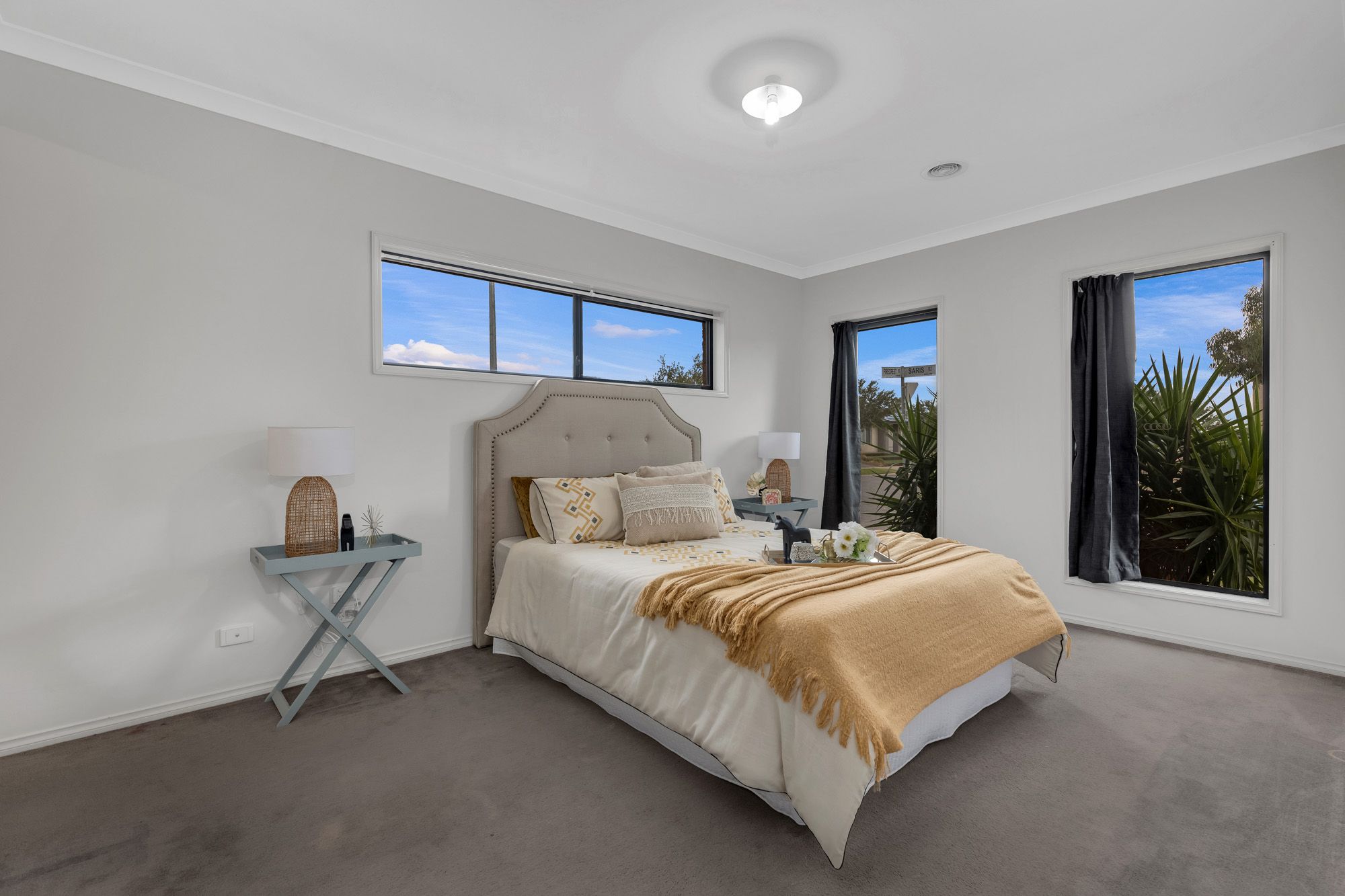 2 Saris Street, Manor Lakes, VIC 3024