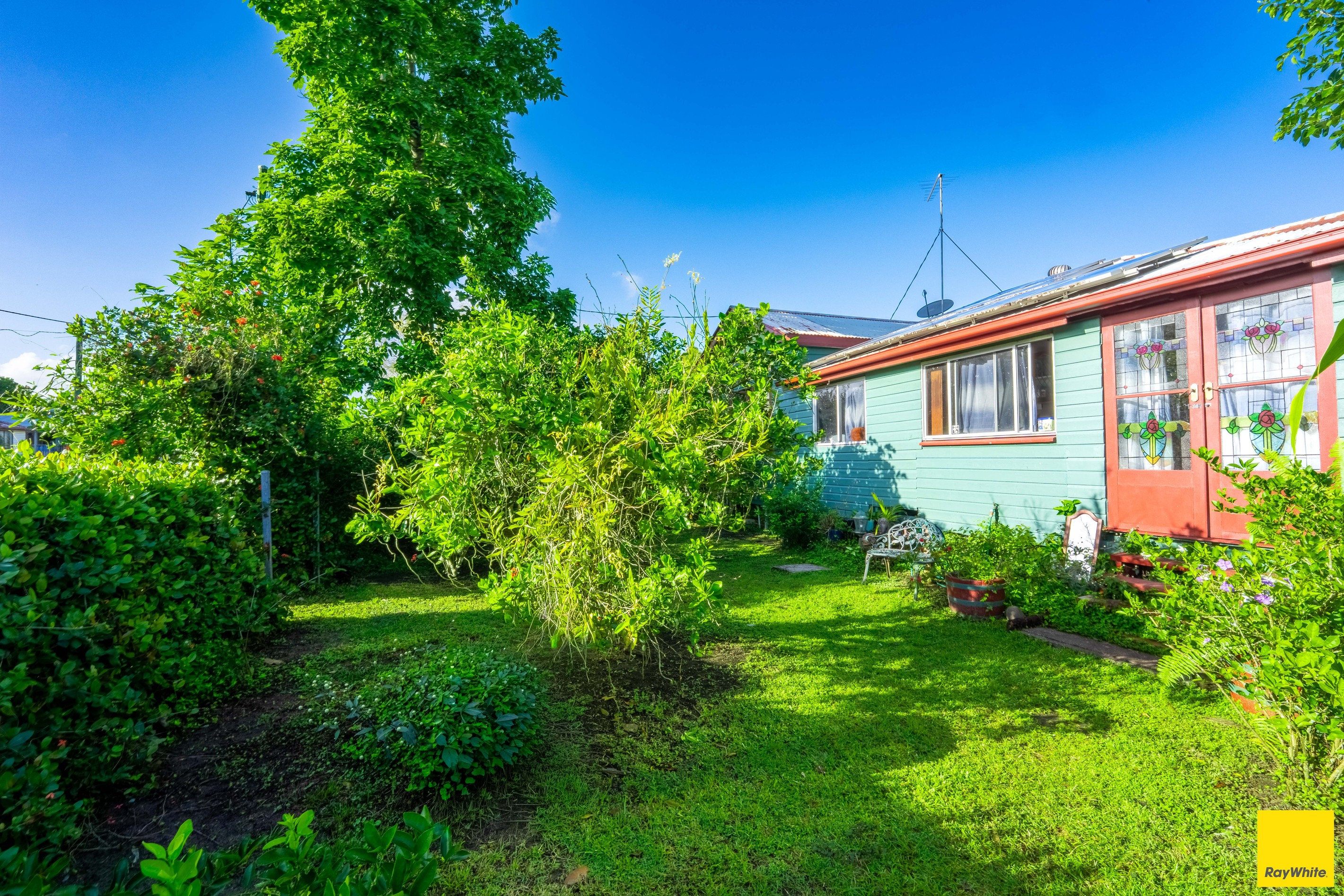 21 Chaplain Avenue, Manunda, QLD 4870