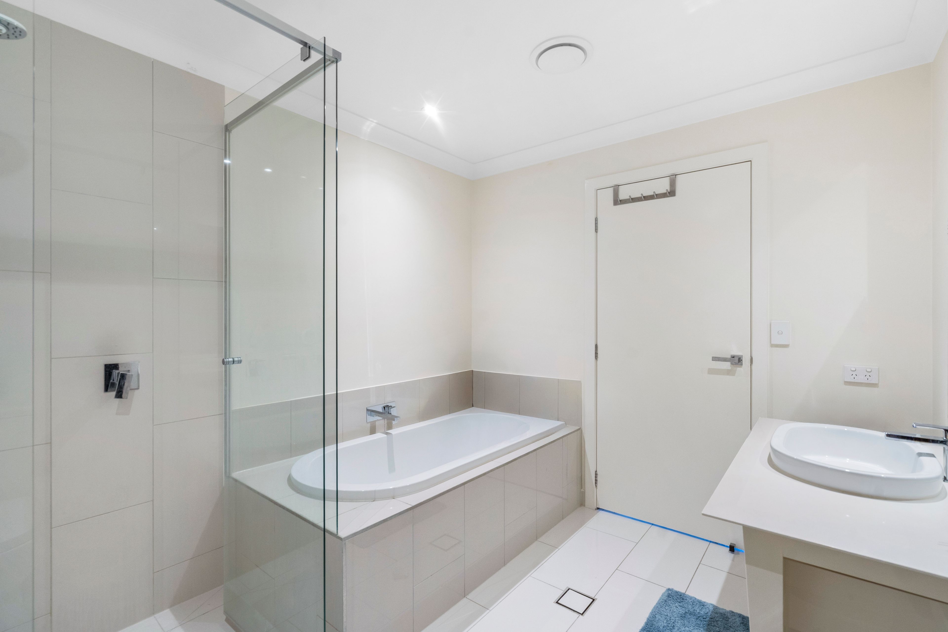 40/1 Residences Circuit — photo 11 of 16