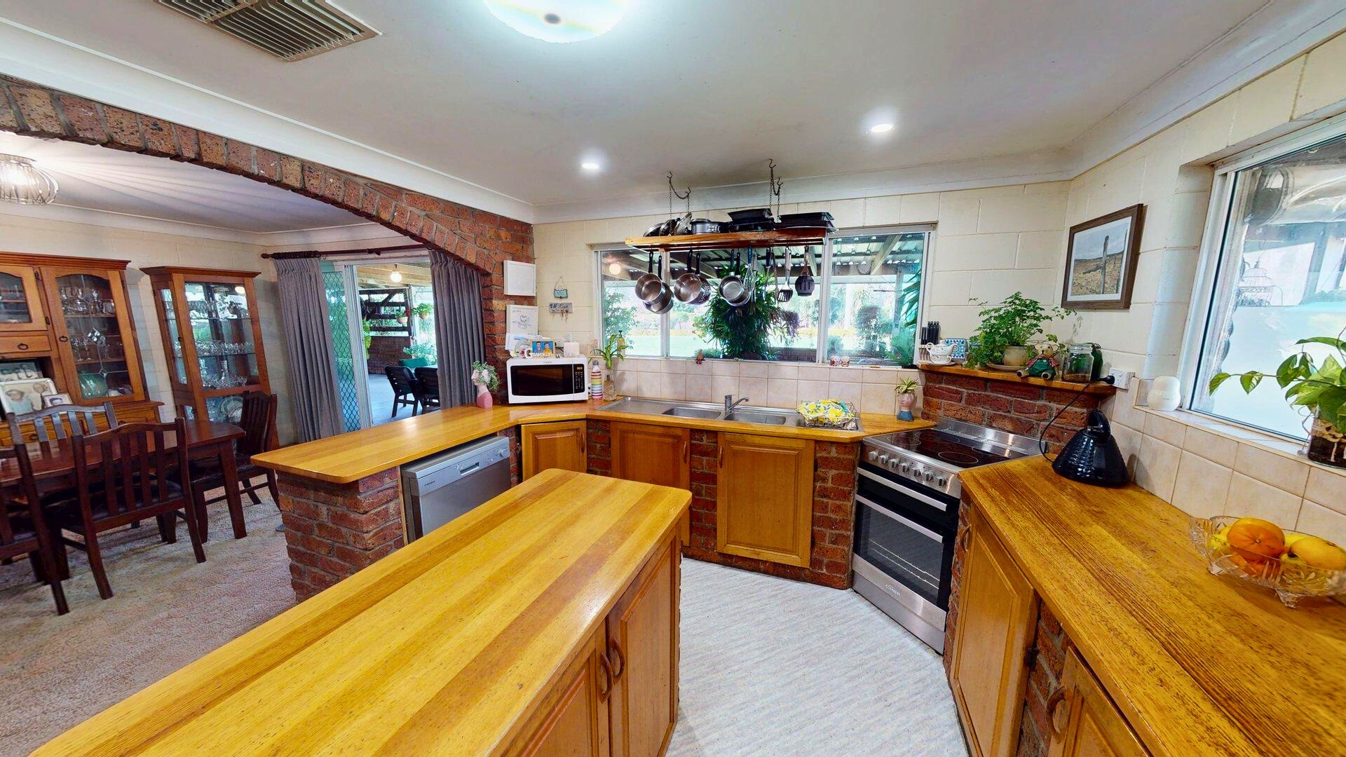 45 Naylor Street, Gayndah, QLD 4625