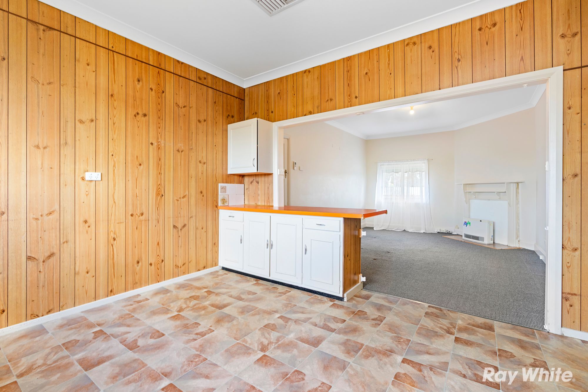44 Park Lane — photo 6 of 15