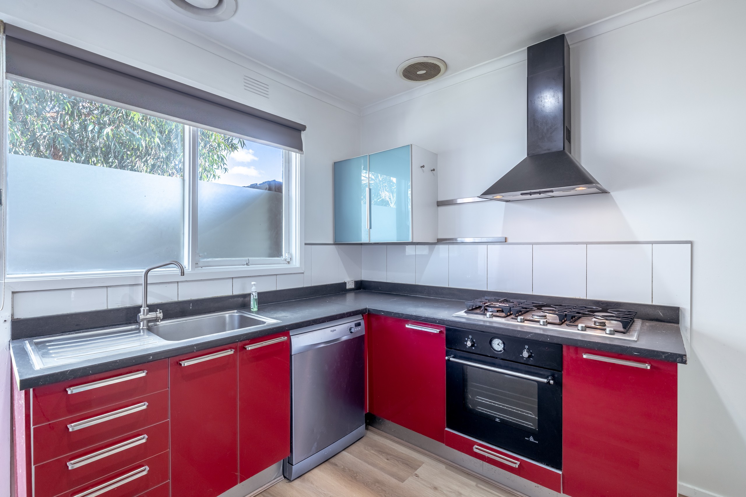 2/42 First Street, Clayton South, VIC 3169