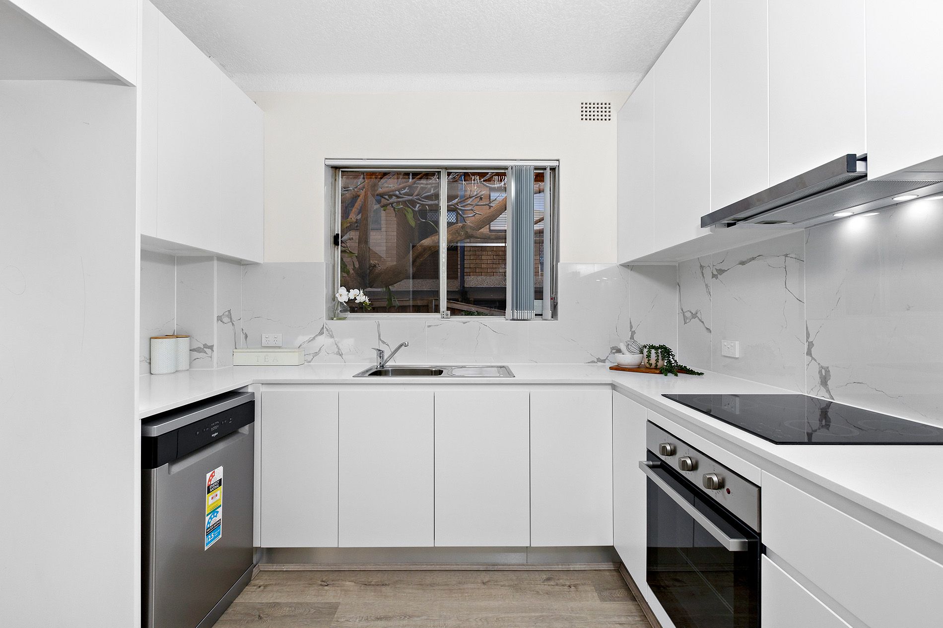 15 Castle Street — photo 3 of 16