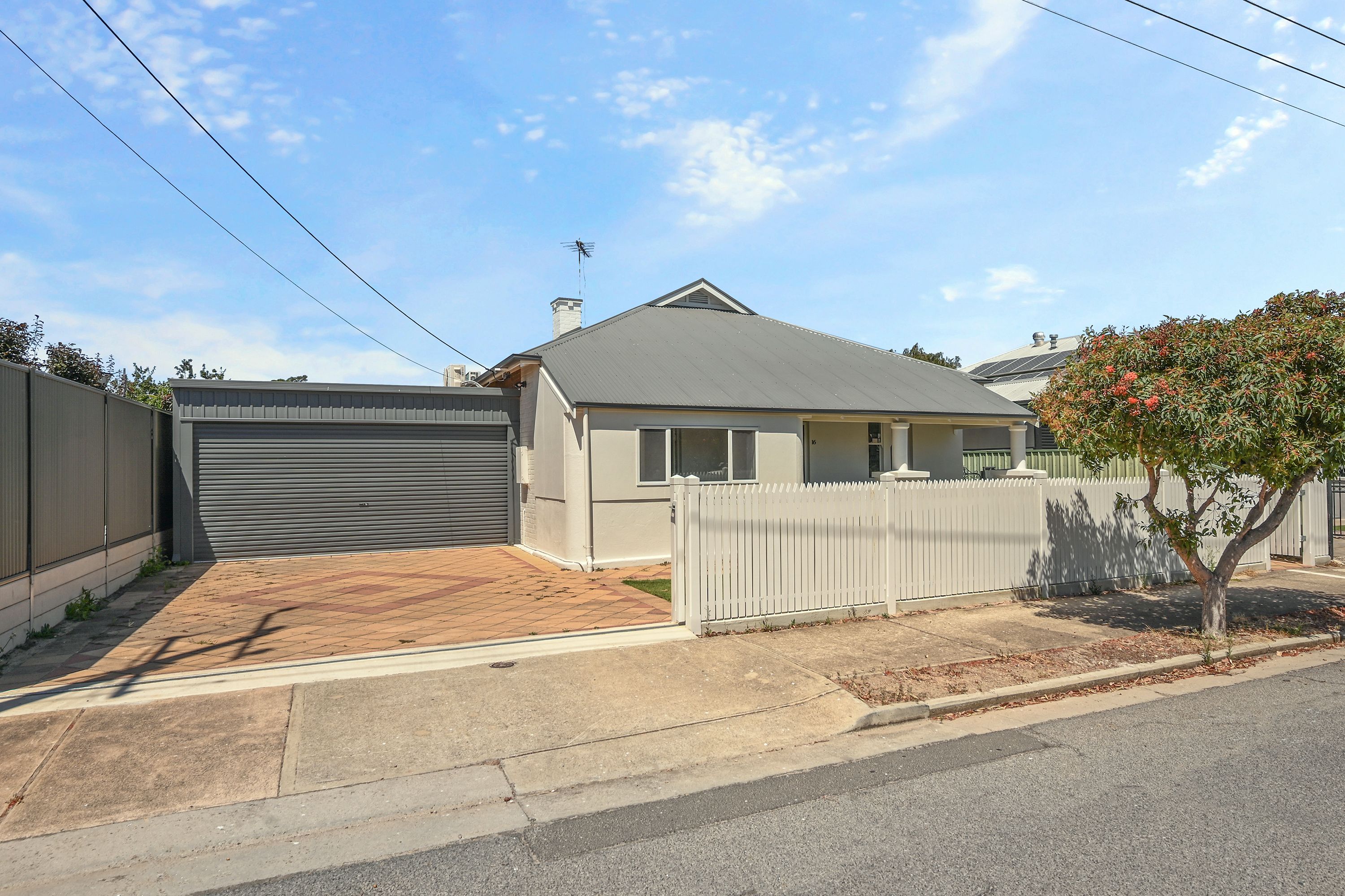 16 Joanna Street, Largs Bay, SA 5016