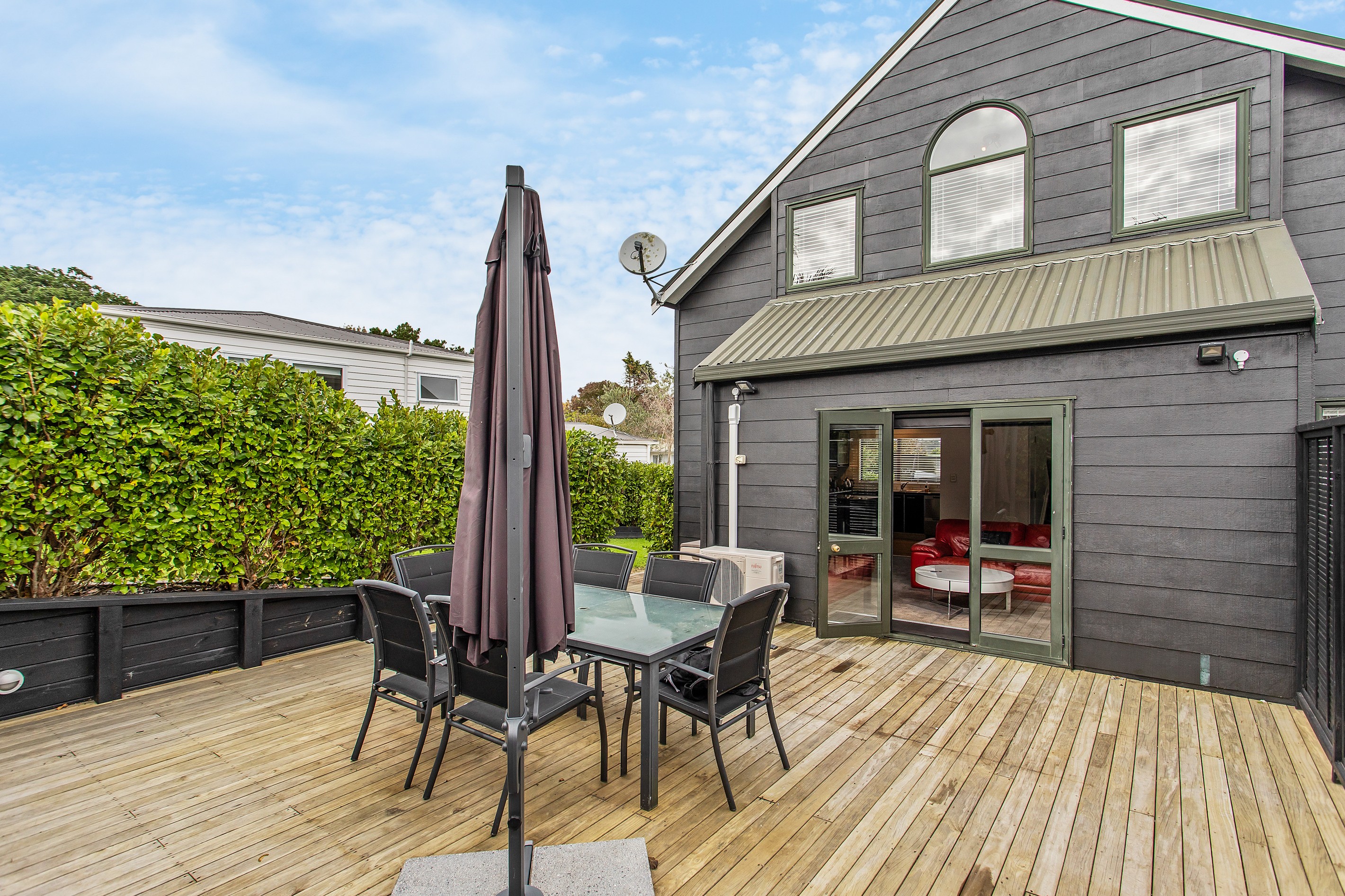2/10 Bledisloe Street, Cockle Bay, Manukau City