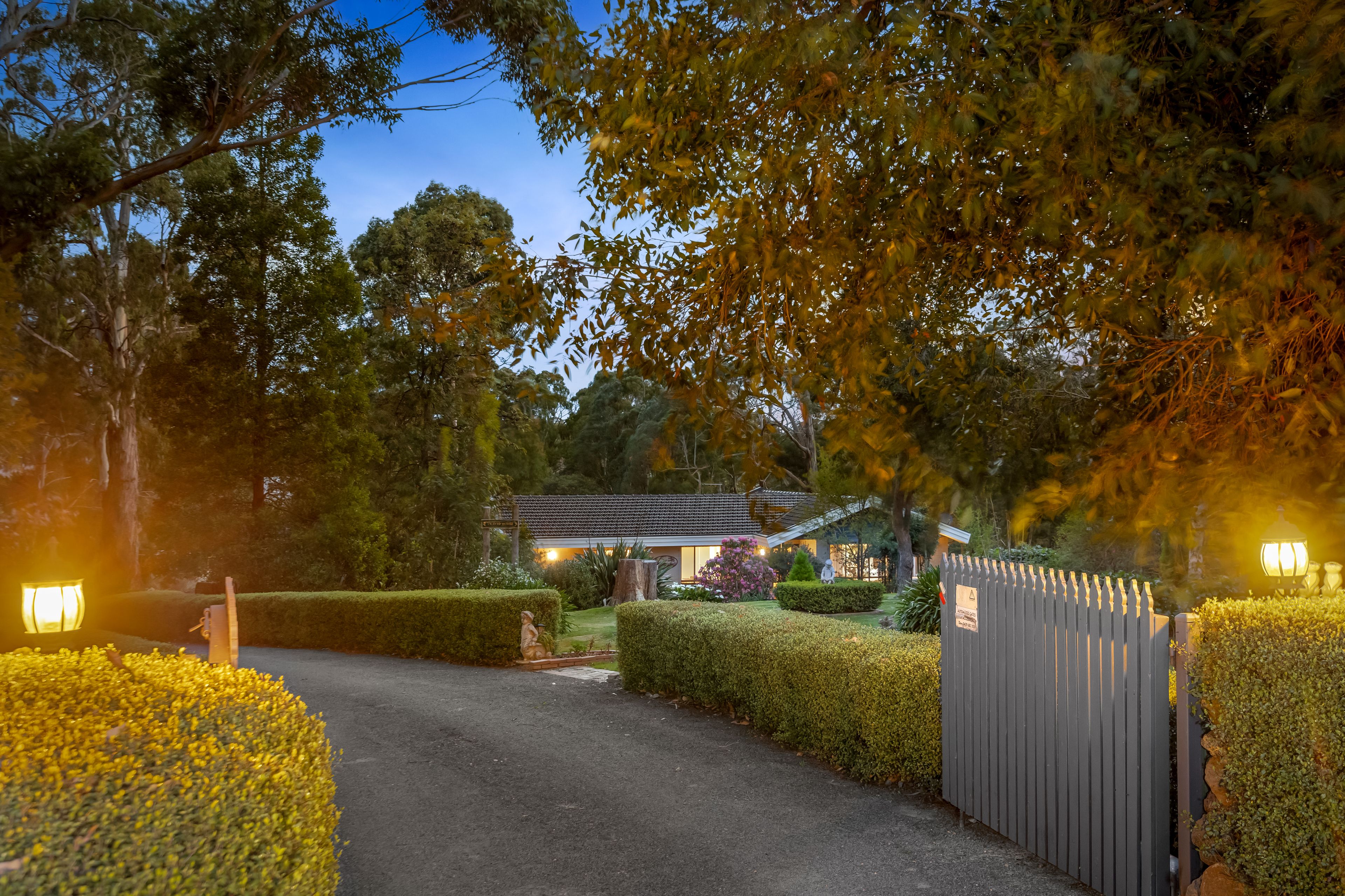 9545 Western Highway — photo from Ray White Ballarat