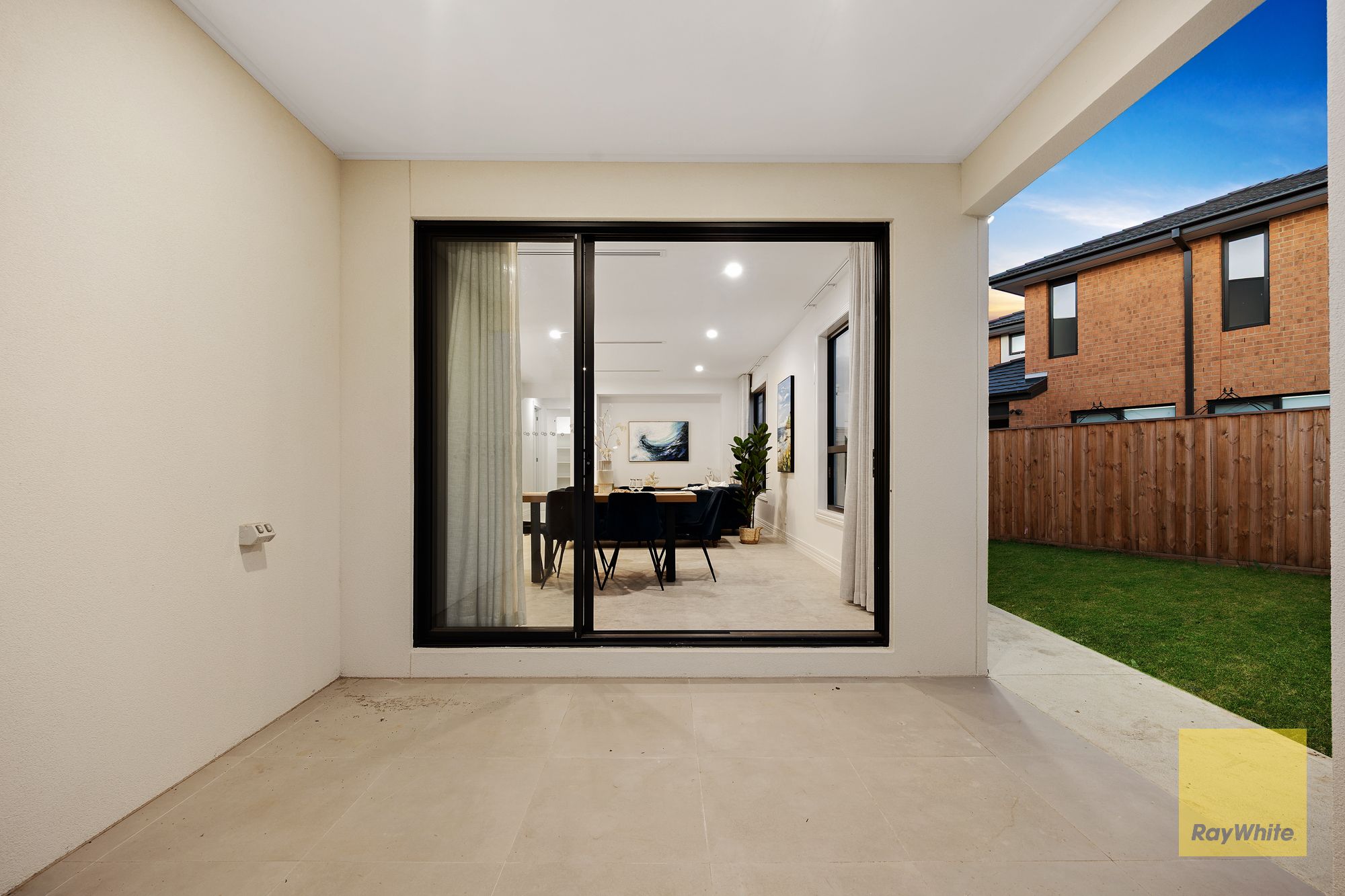 5 Lowland Crescent — photo 30 of 30