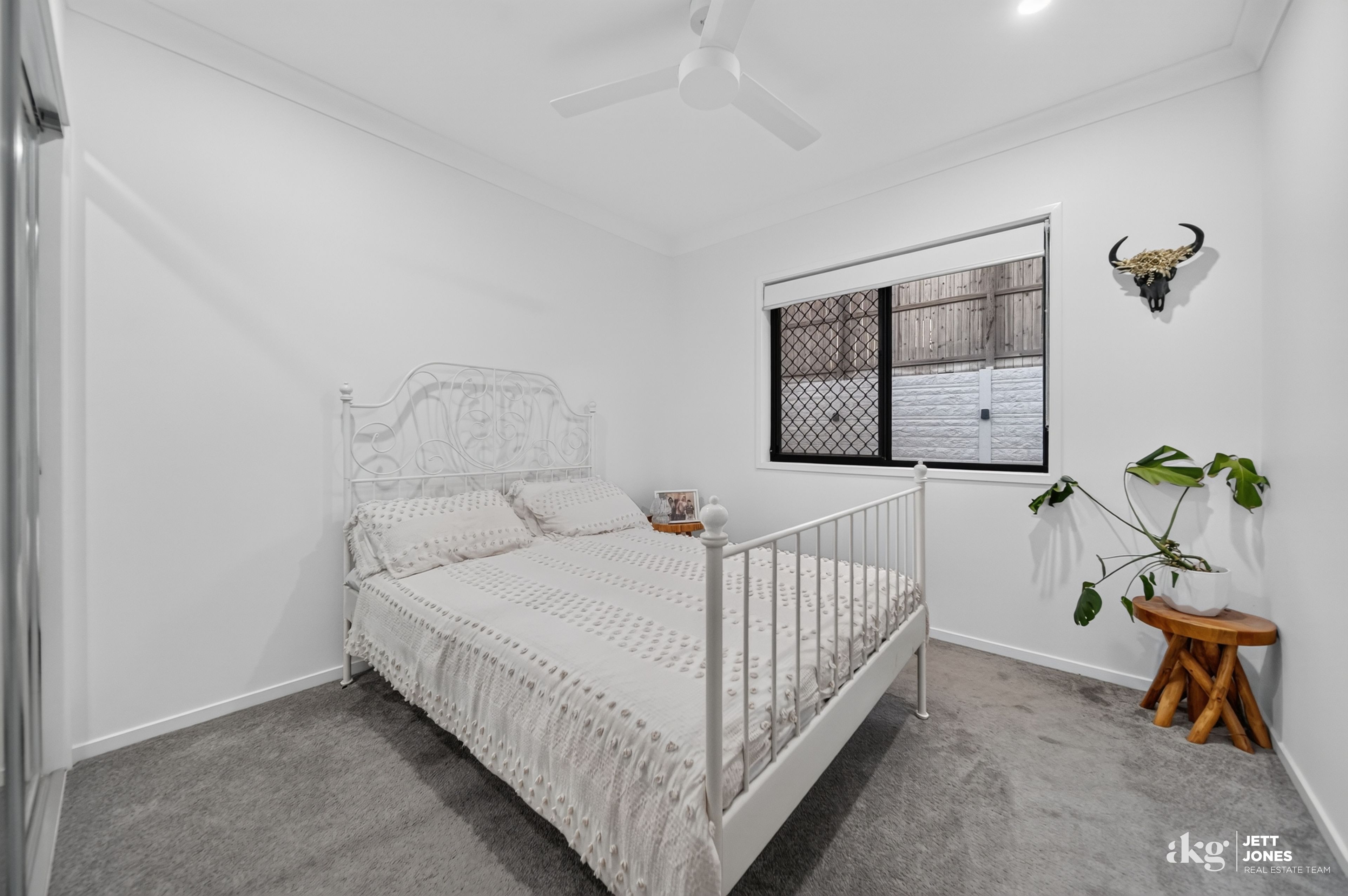 4 Gulliver Crescent — photo 8 of 21