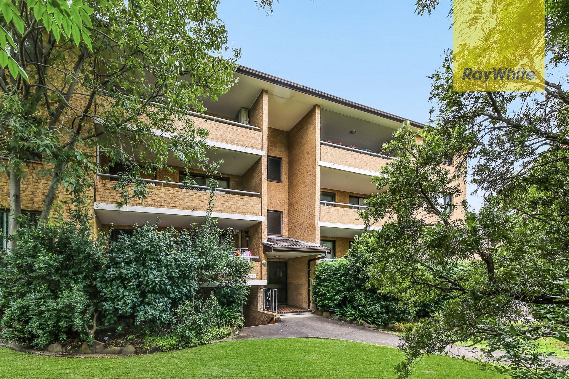 13-15 Helen Street, Westmead NSW 2145