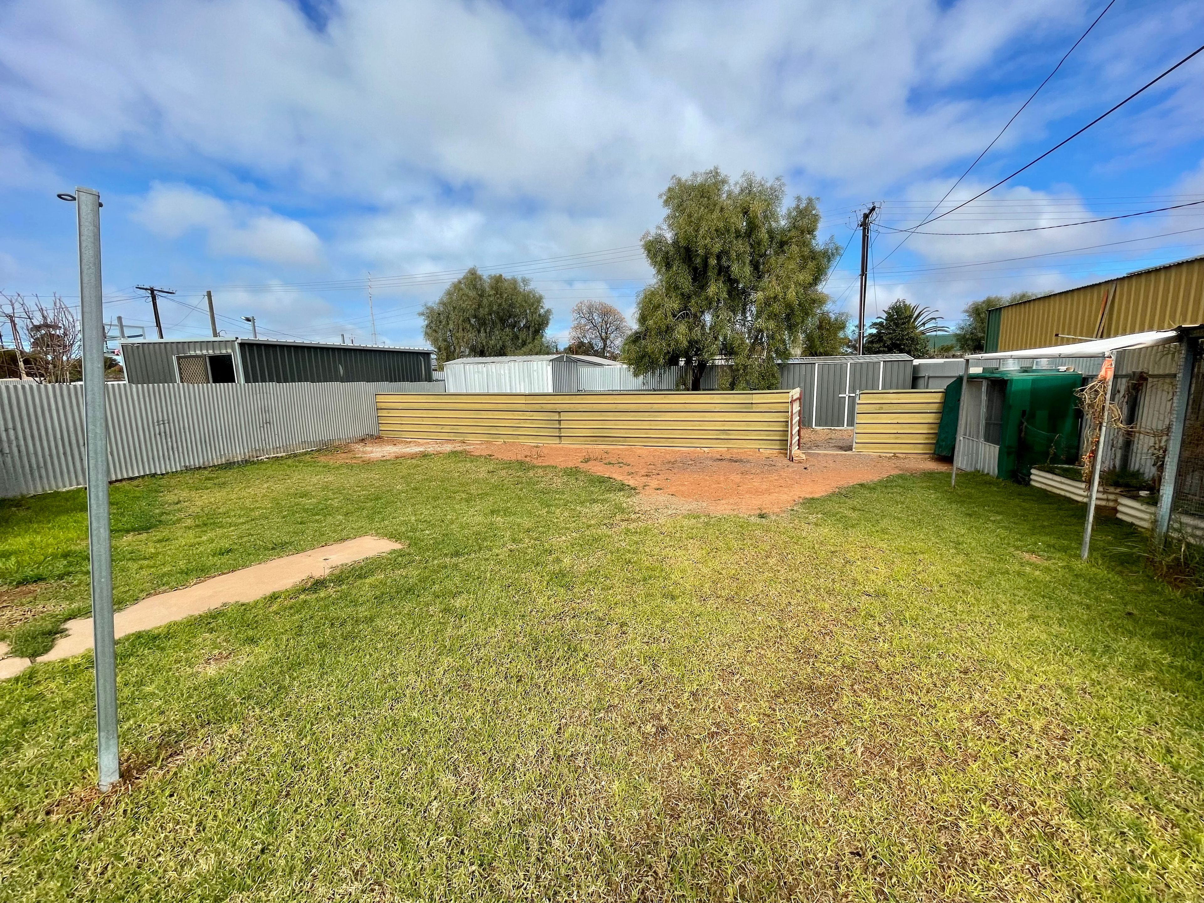 11 Heward Street — photo 10 of 11