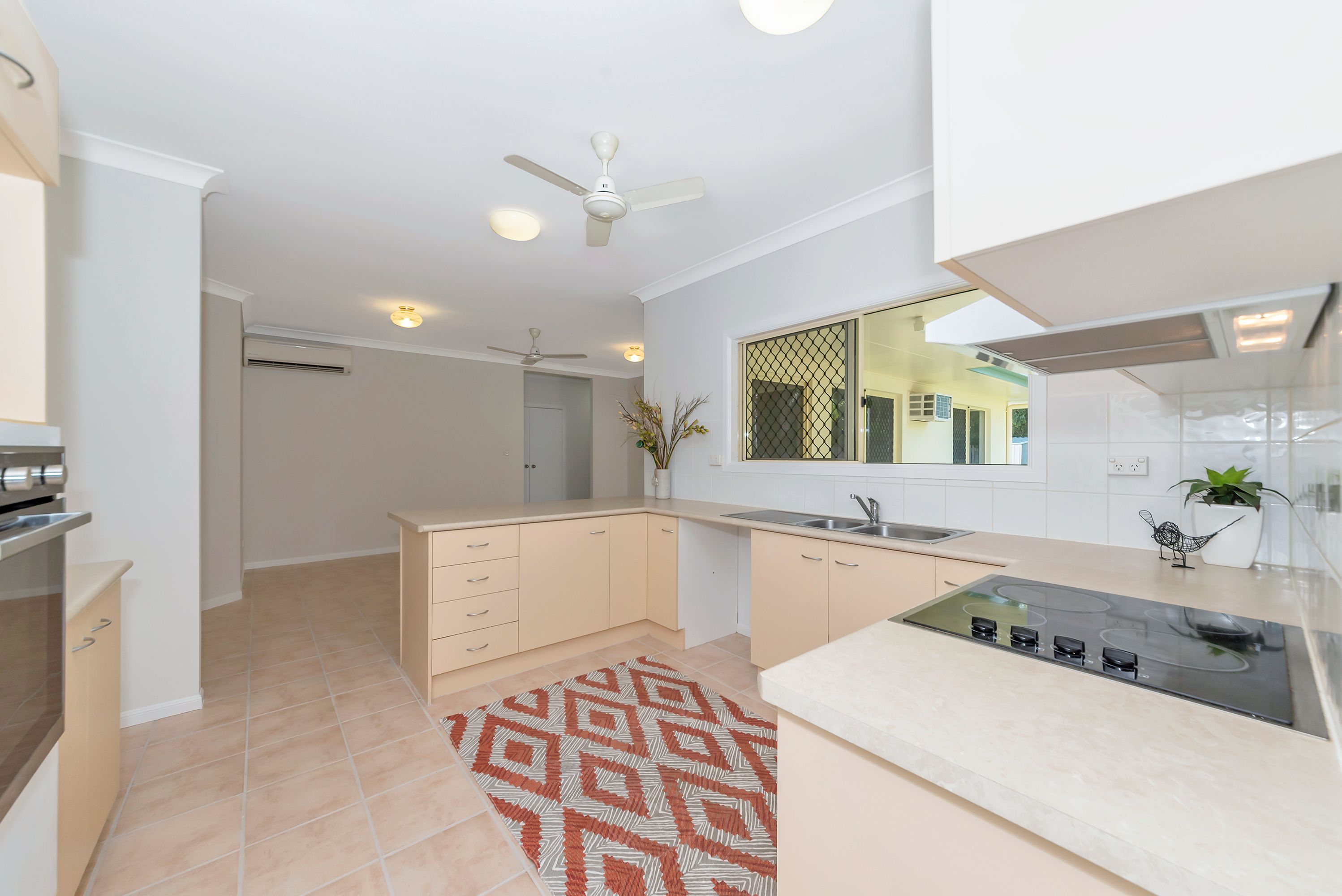 31 Milgate Crescent, Kirwan, QLD 4817