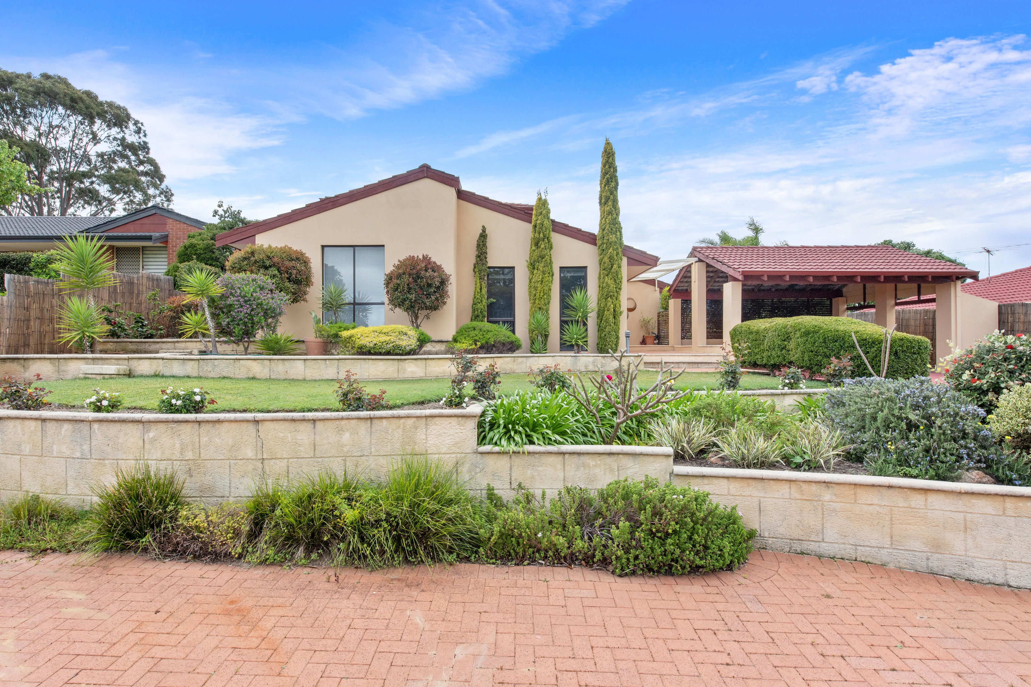 4 Hunt Lane, Kingsley, WA 6026