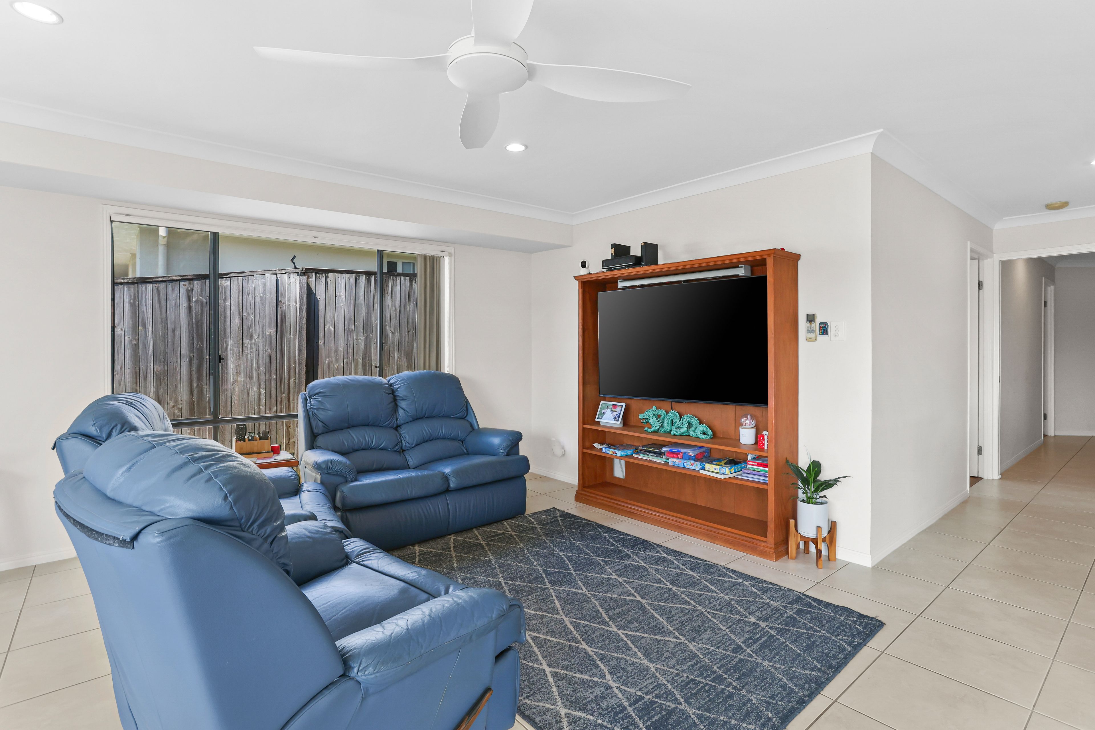 102 Wunburra Circle — photo 4 of 19