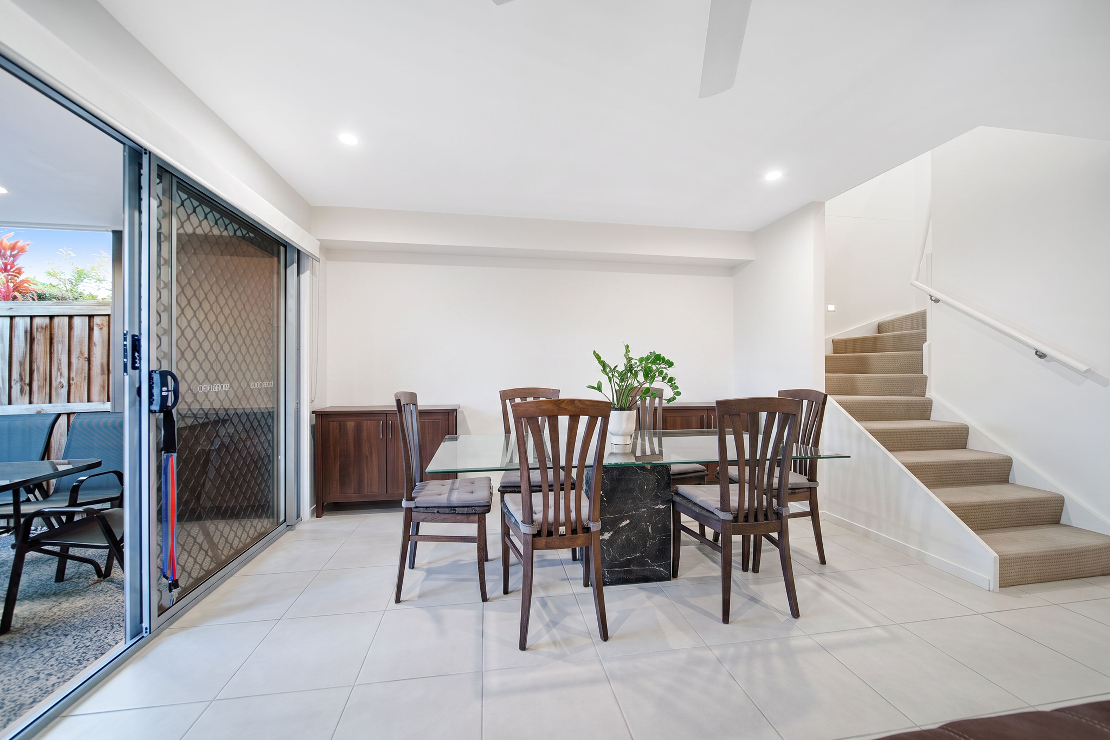3/14 Toral Drive — photo 4 of 16