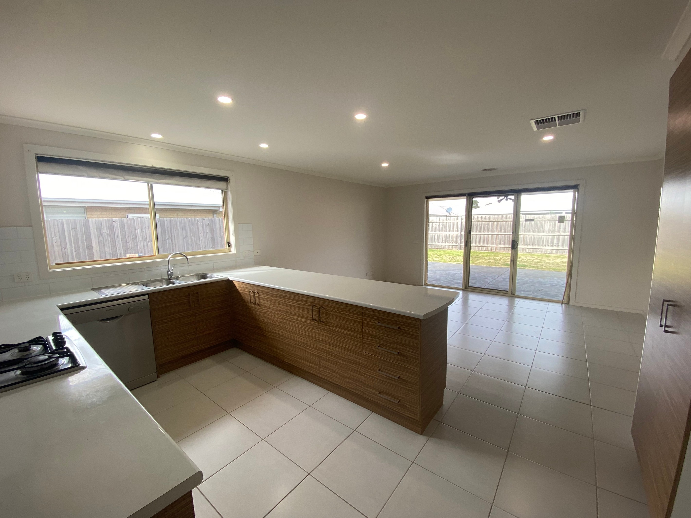 17 Goshawk Drive, Pakenham, VIC 3810