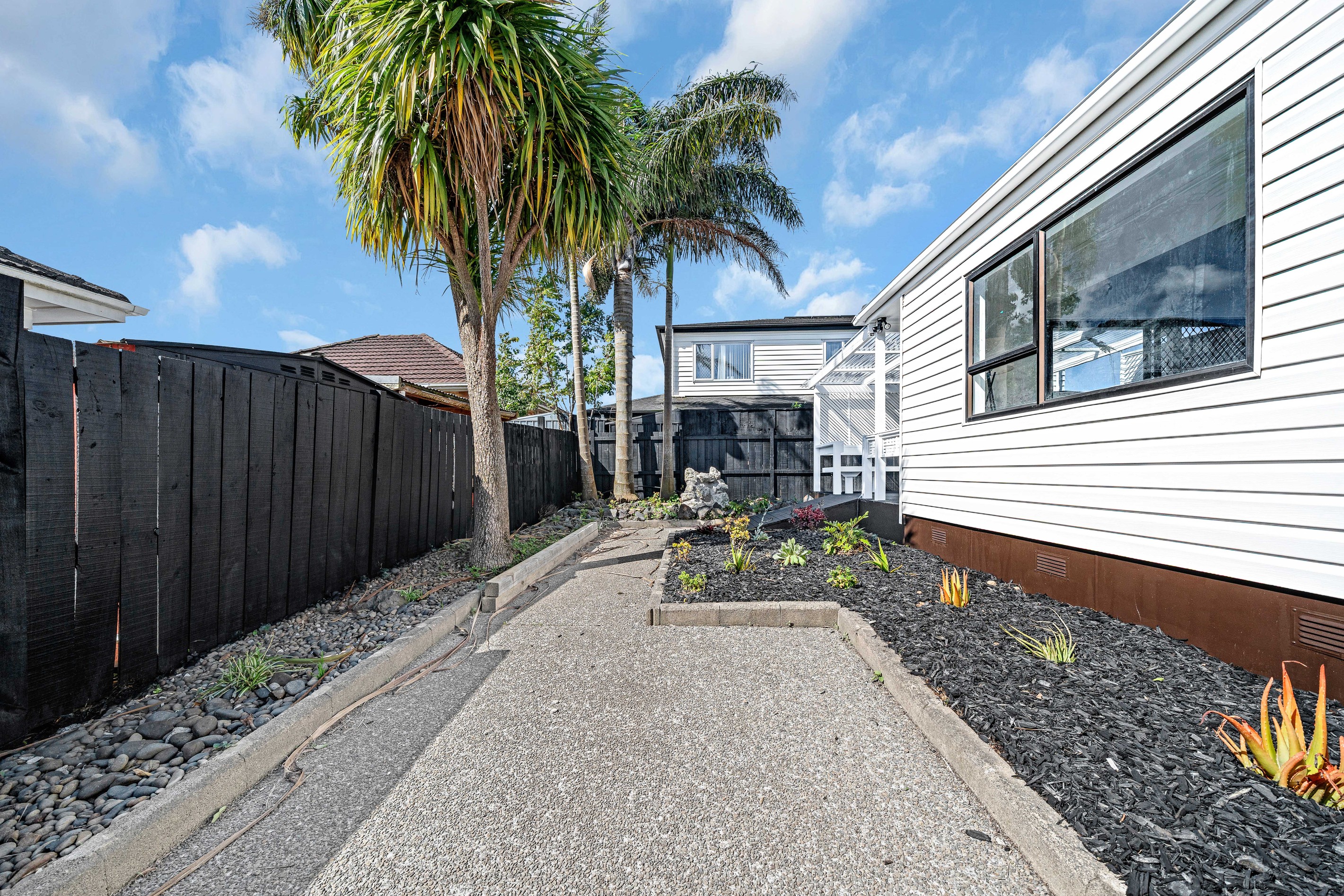 2/18 Elizabeth Avenue, Papatoetoe, Manukau City