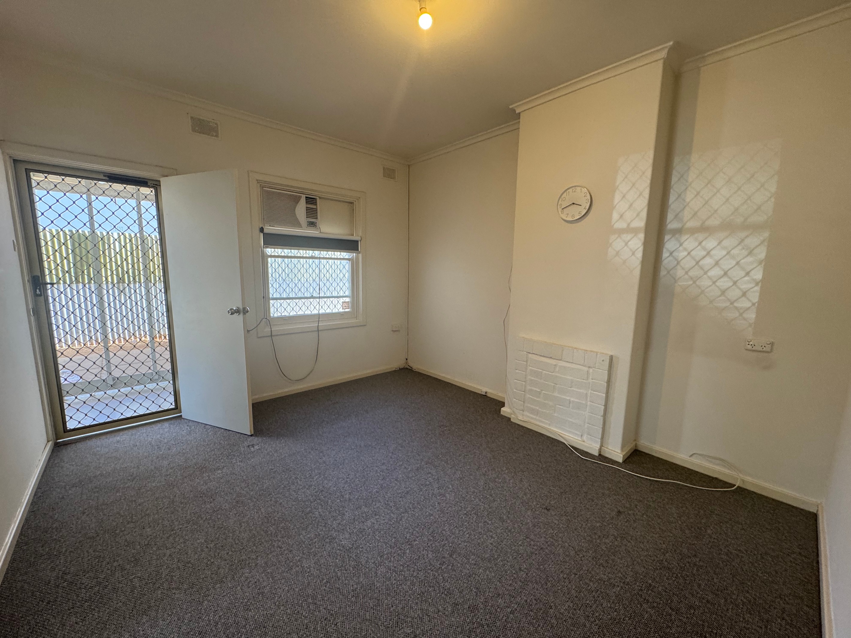 11 Hogarth Road, Elizabeth South, SA 5112