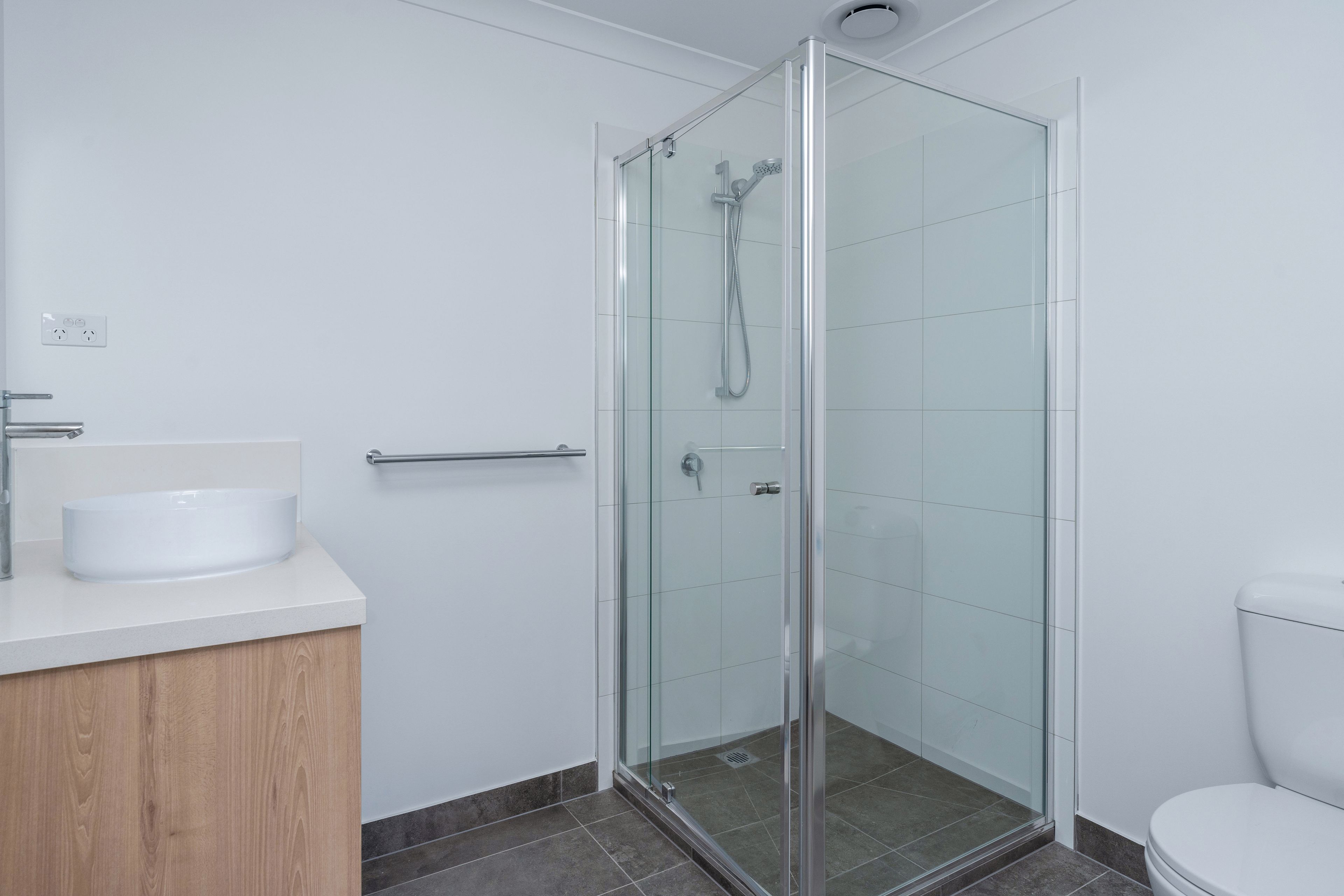 49 Treeve Parkway — photo 3 of 5