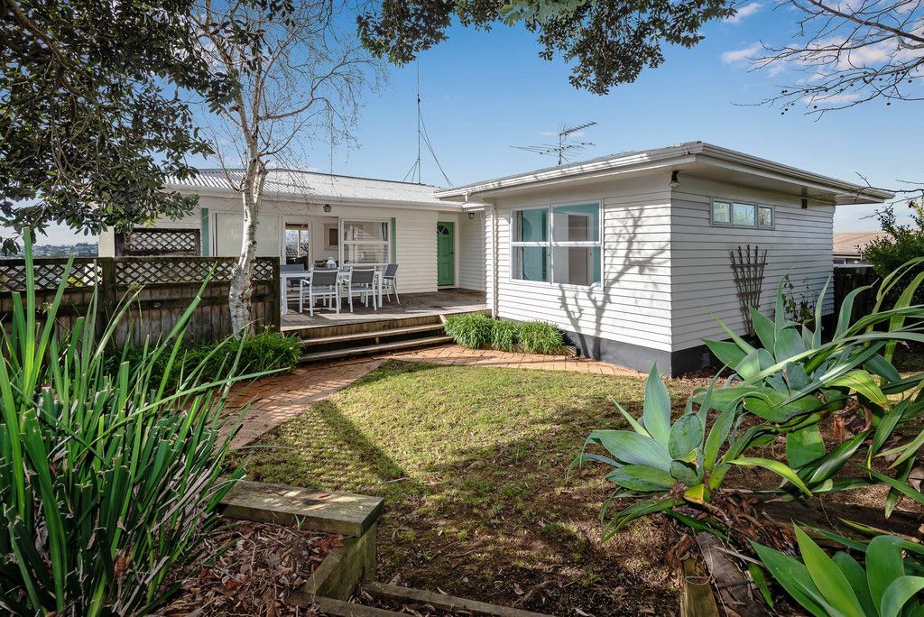 74a Bradbury Road, Botany Downs, Manukau City 2014