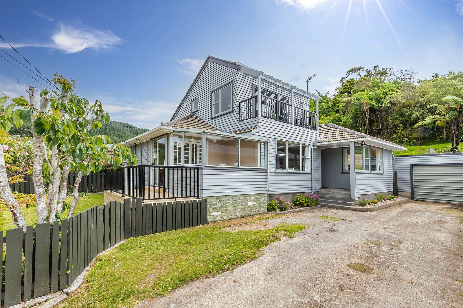 100 Redwood Avenue, Tawa, Wellington City Real Estate Ray White New