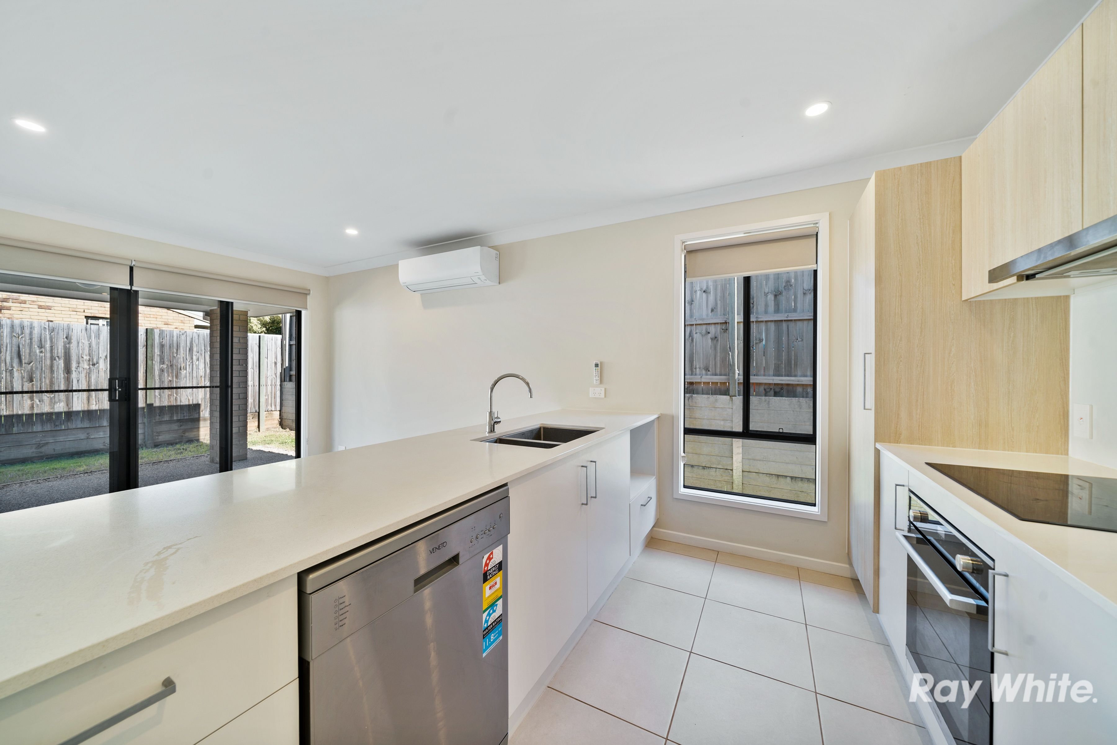 28 Riverlily Crescent, Bellbird Park, QLD 4300