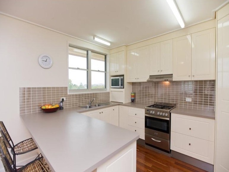 136 Matthew Flinders Drive, Cooee Bay, QLD 4703